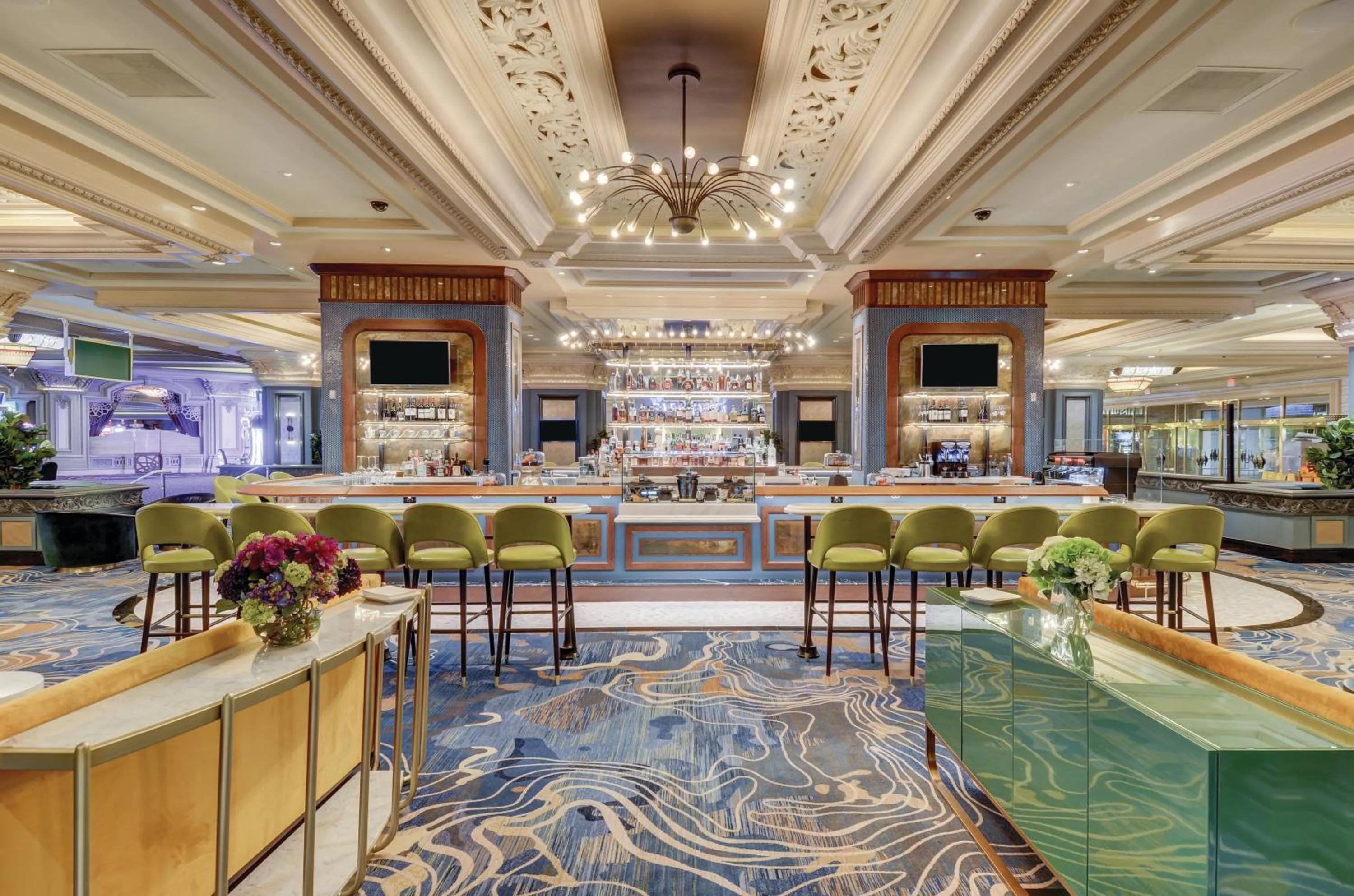 Lounge or bar in Mandalay Bay