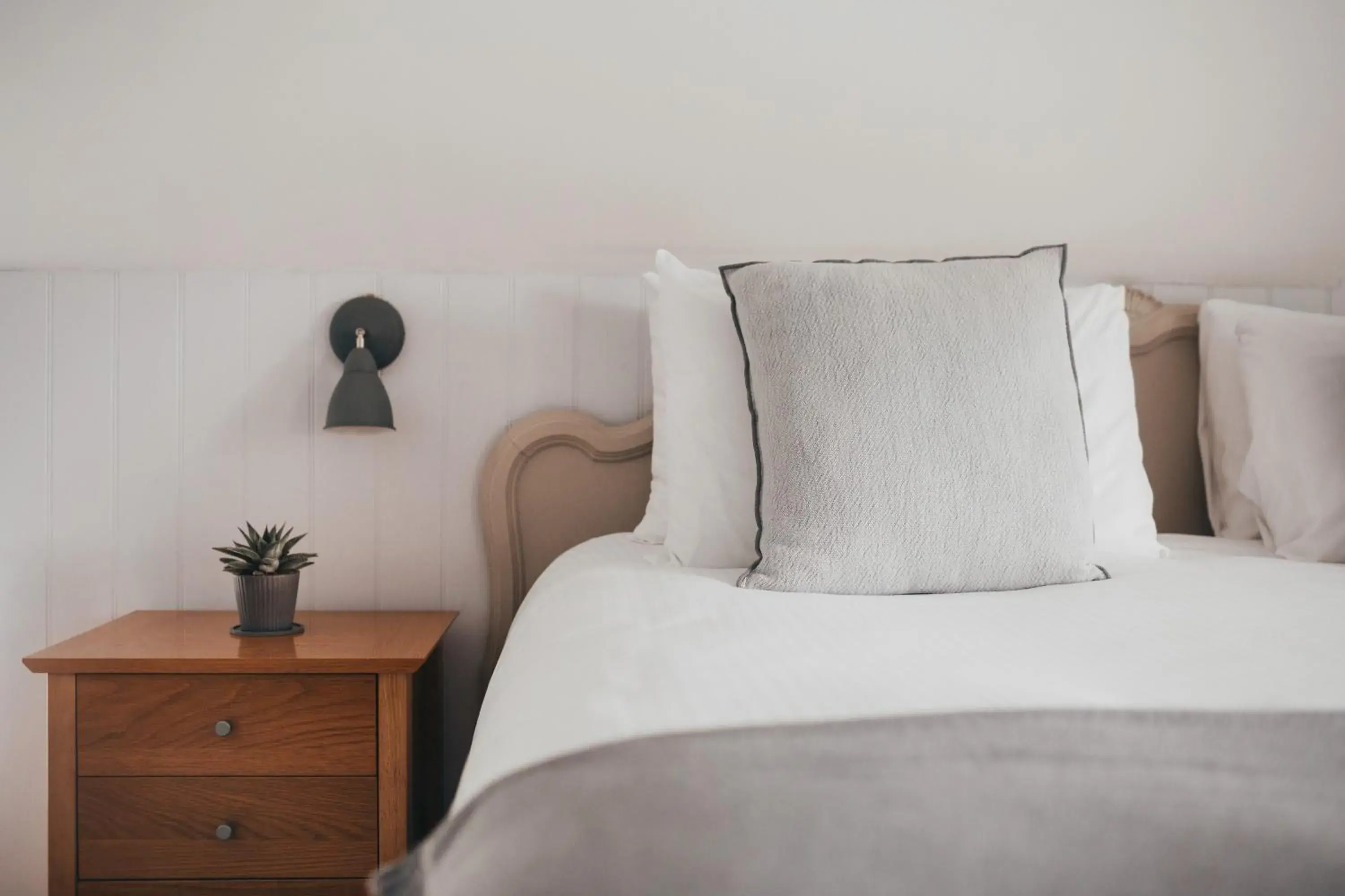 Deluxe Double or Twin Room with Sea View - single occupancy in The Bay Hotel Deluxe Double or Twin Room with Sea View - single occupancy in The Bay Hotel