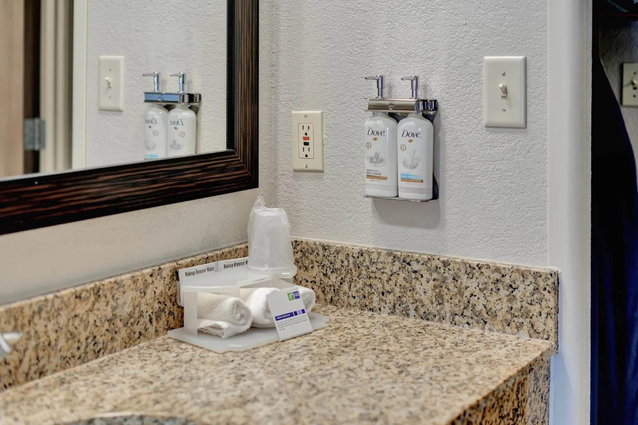 Photo of the whole room in Holiday Inn Express Hotel & Suites Beatrice by IHG