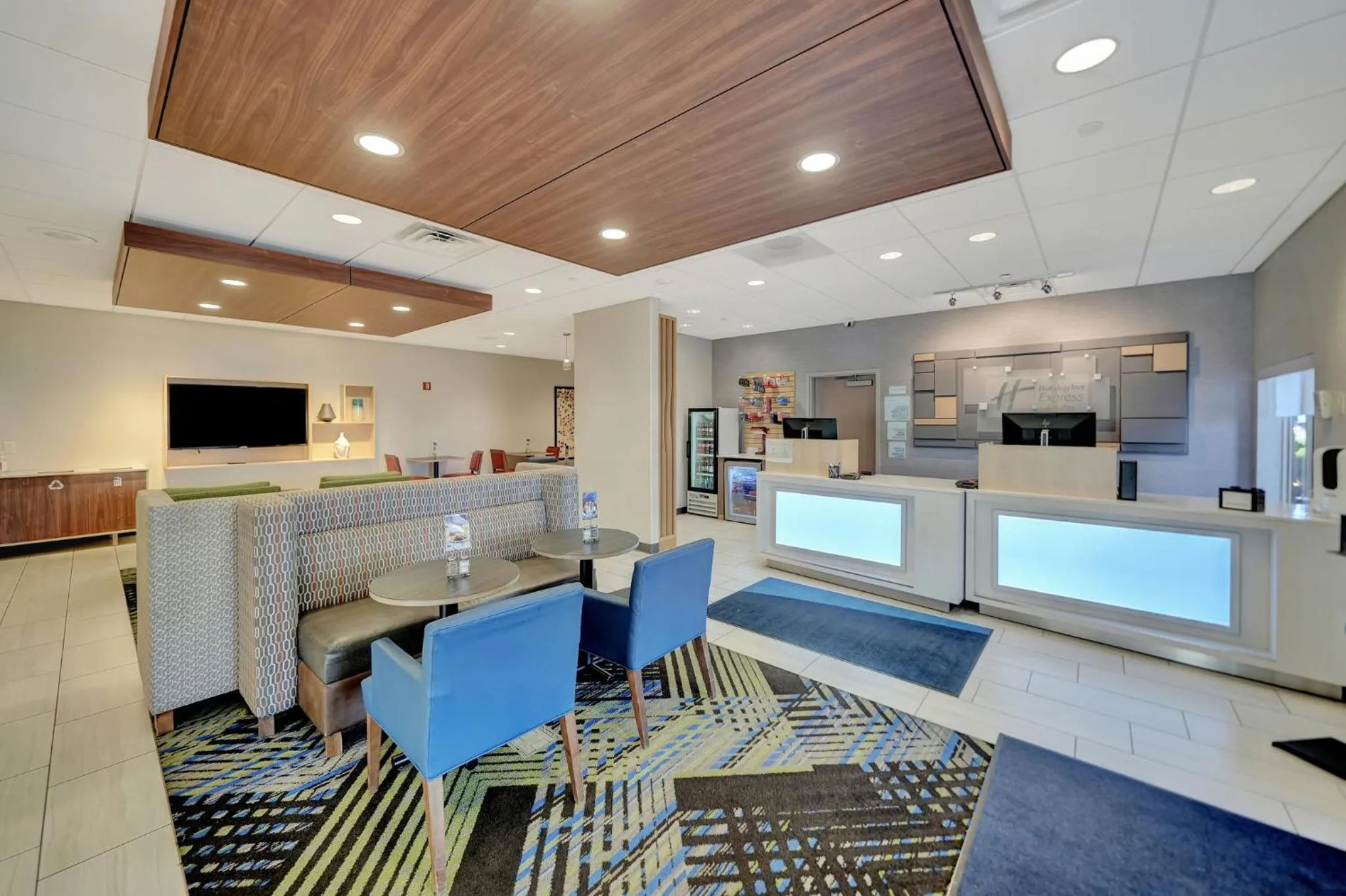 Property building in Holiday Inn Express Hotel & Suites Beatrice by IHG