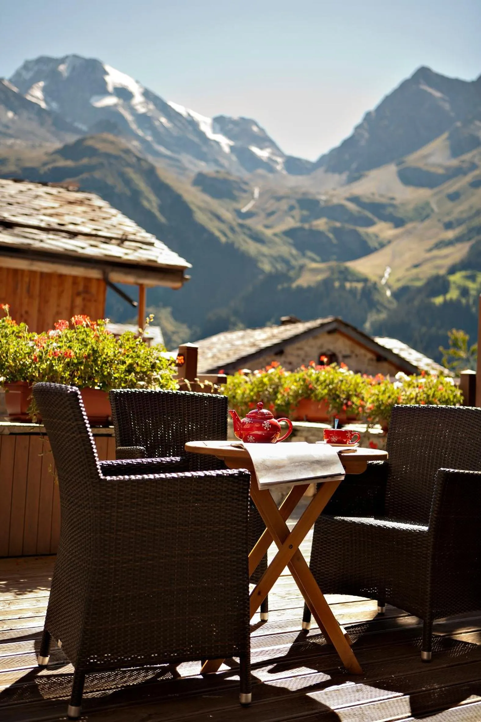 Facade/entrance in CGH Résidences & Spas Le Ruitor