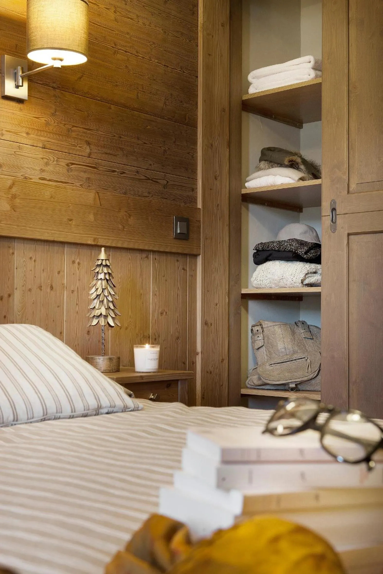 Bedroom, Bed in CGH Résidences & Spas Le Ruitor