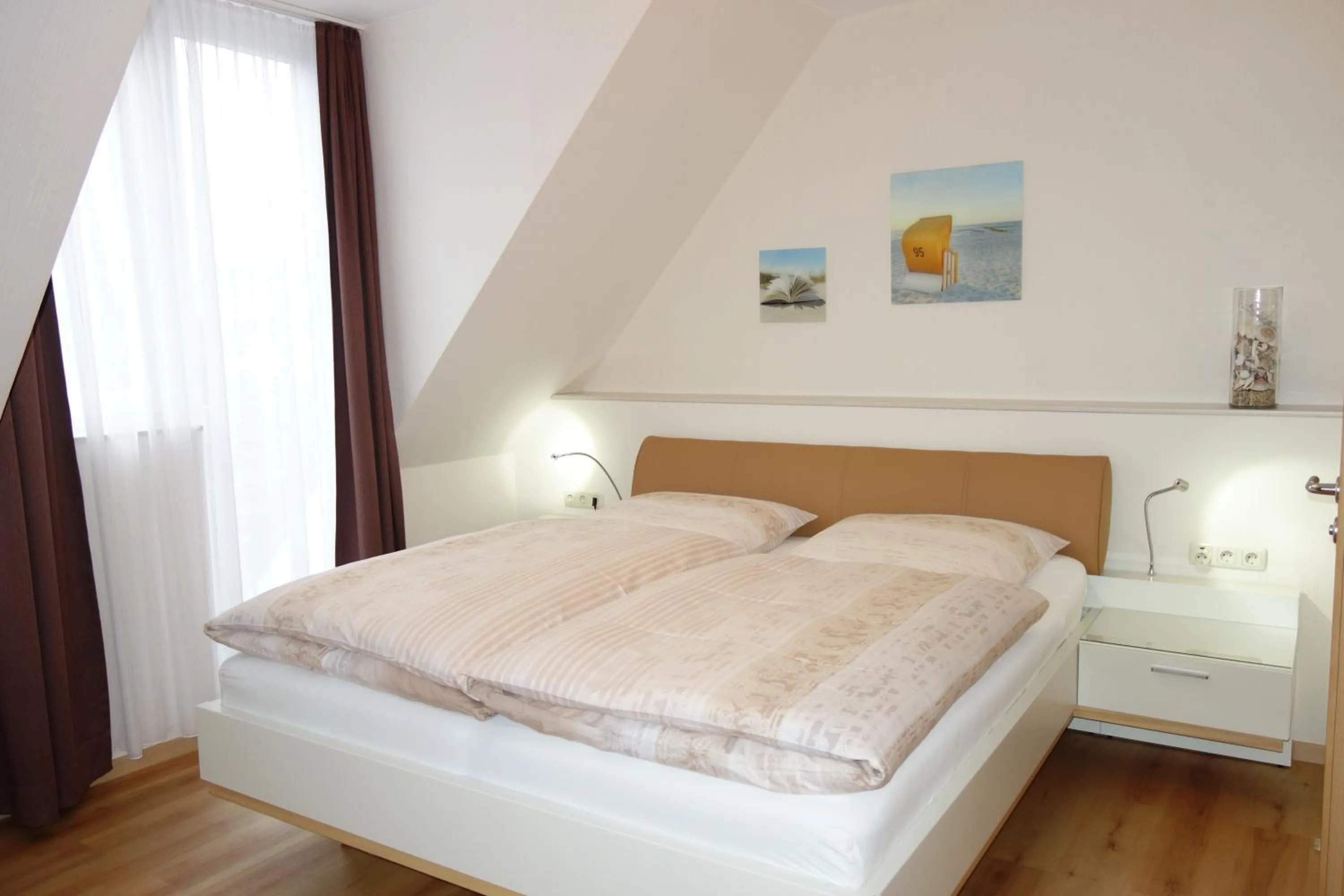 Photo of the whole room, Bed in Hotel Gode Wind