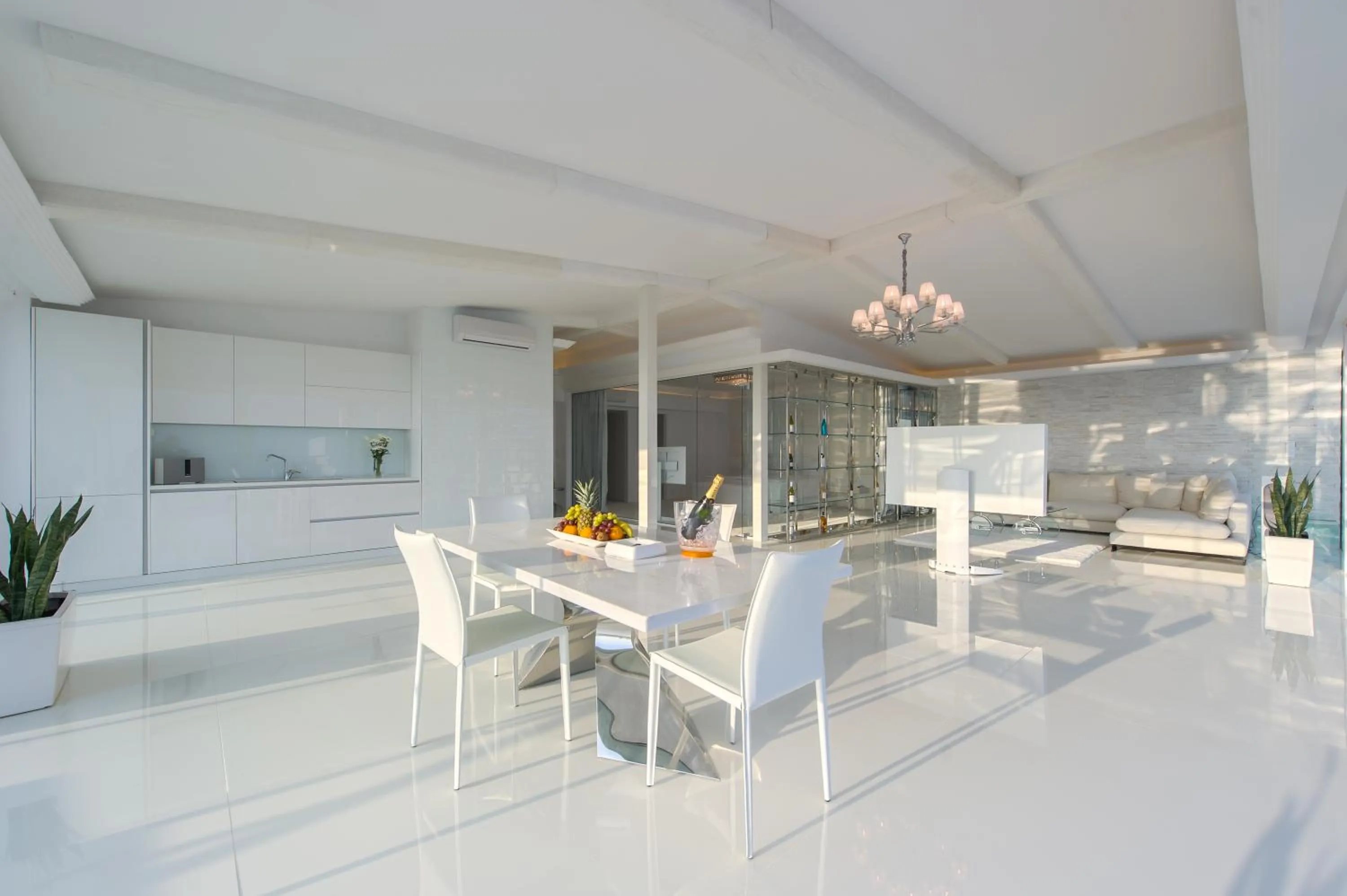 Dining area in Grand Hotel Sveti Vlas - Fitness & SPA Hotel