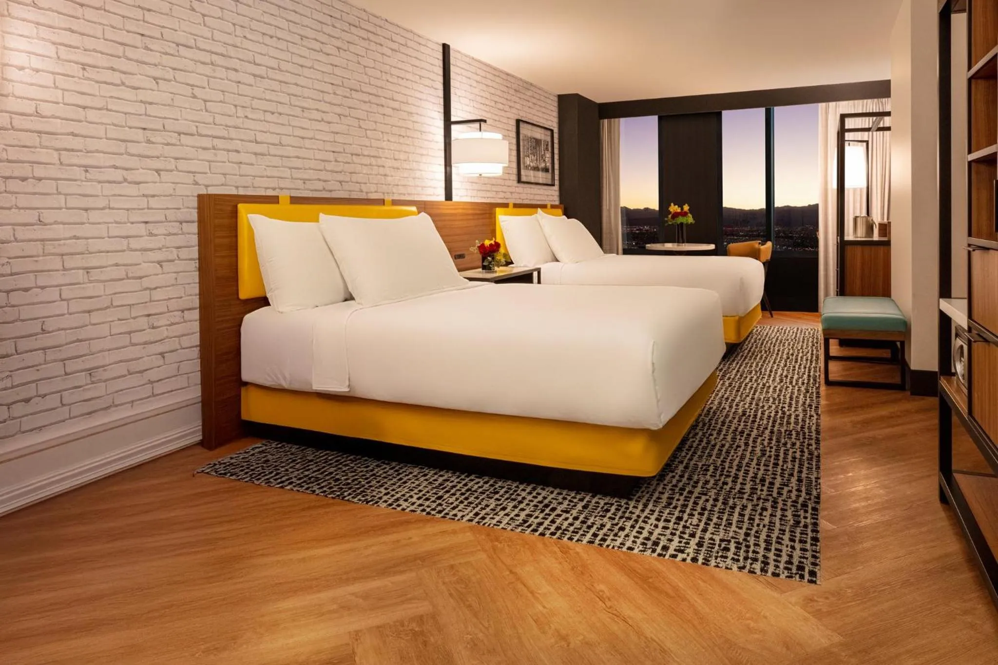 Photo of the whole room, Bed in New York-New York