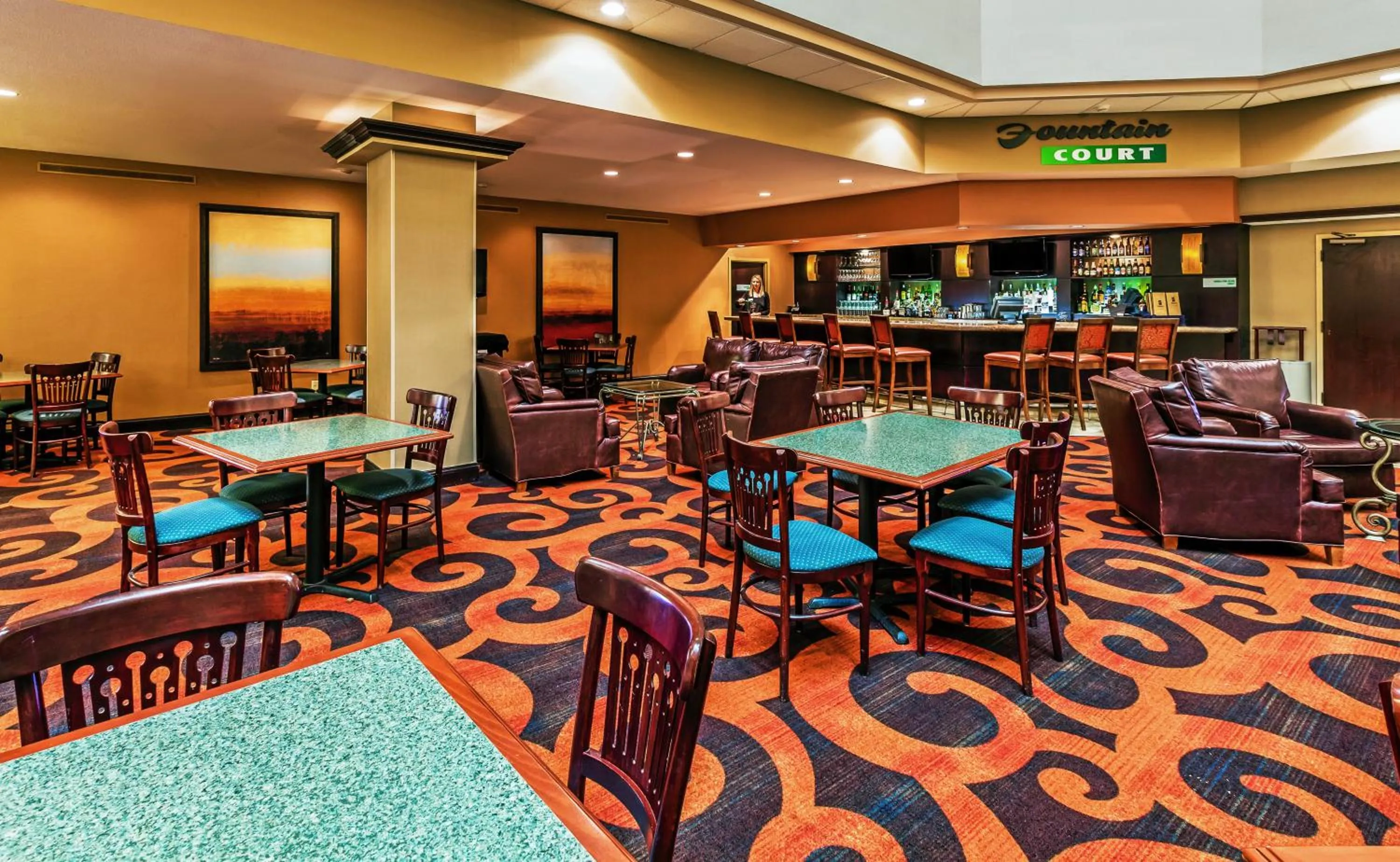 Lounge or bar in Holiday Inn Springdale-Fayetteville Area by IHG