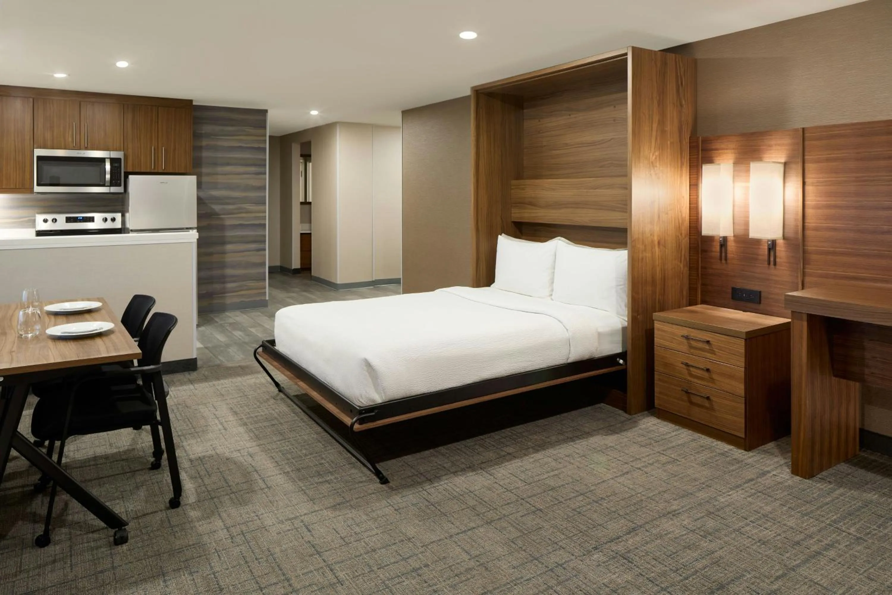 Photo of the whole room, Bed in Residence Inn by Marriott Laval