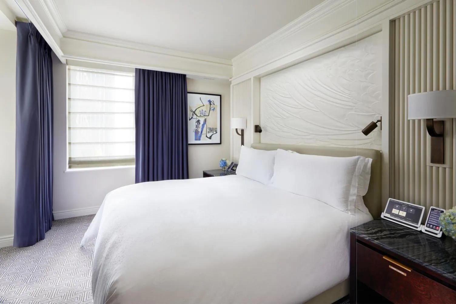 Bedroom, Bed in The Peninsula New York