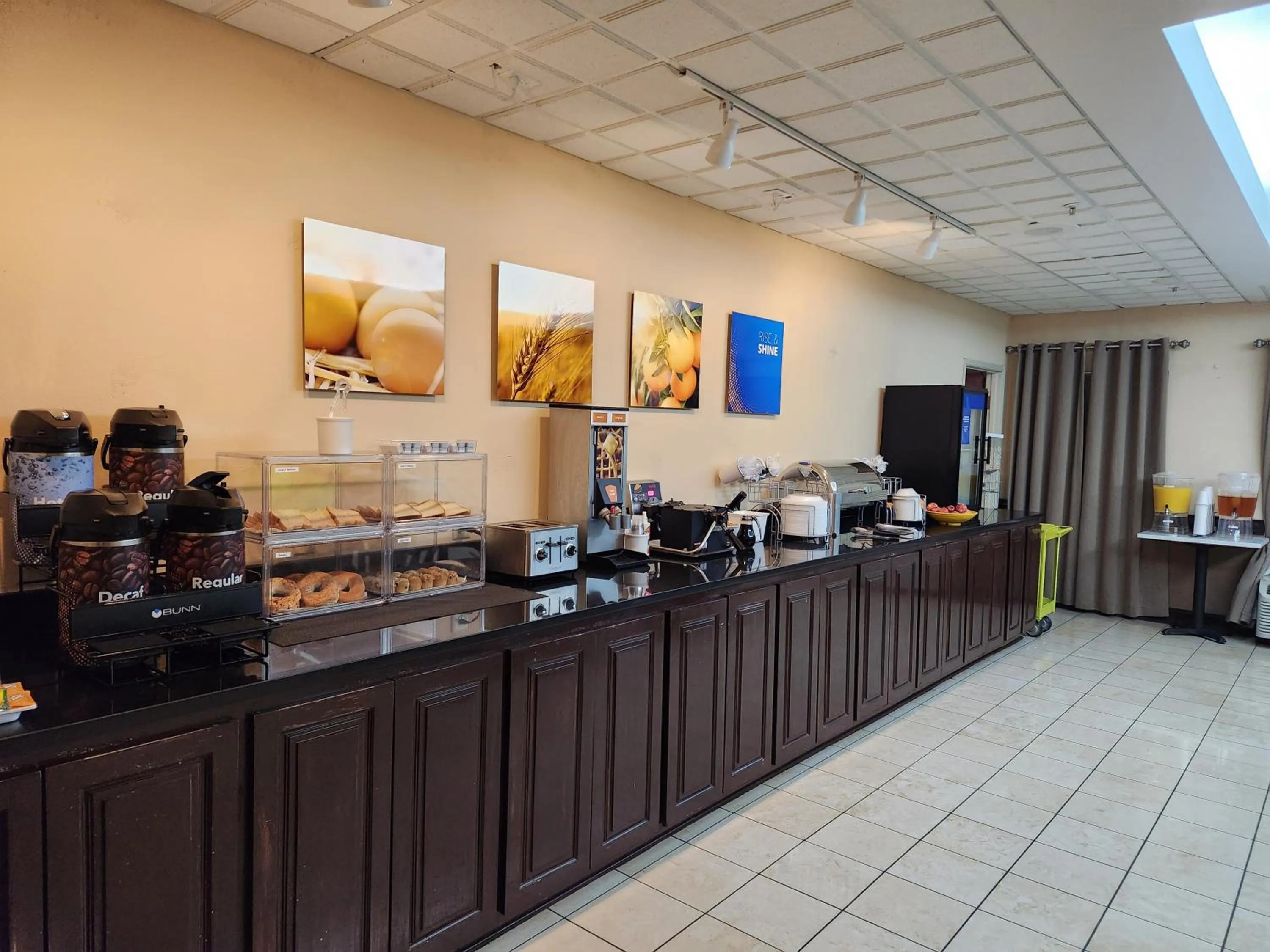 Breakfast in Comfort Inn & Suites Asheboro East