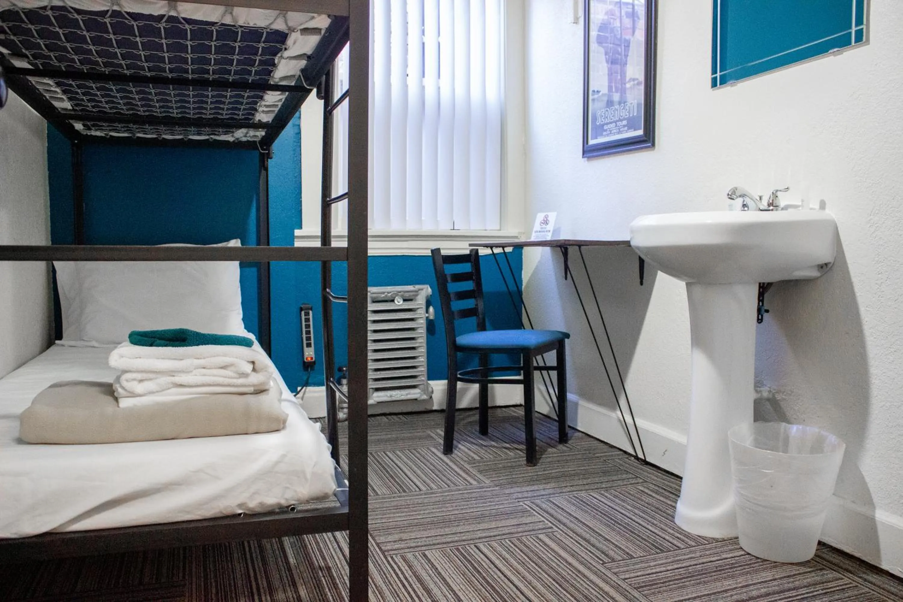 Photo of the whole room, Bed in 11th Avenue Hostel