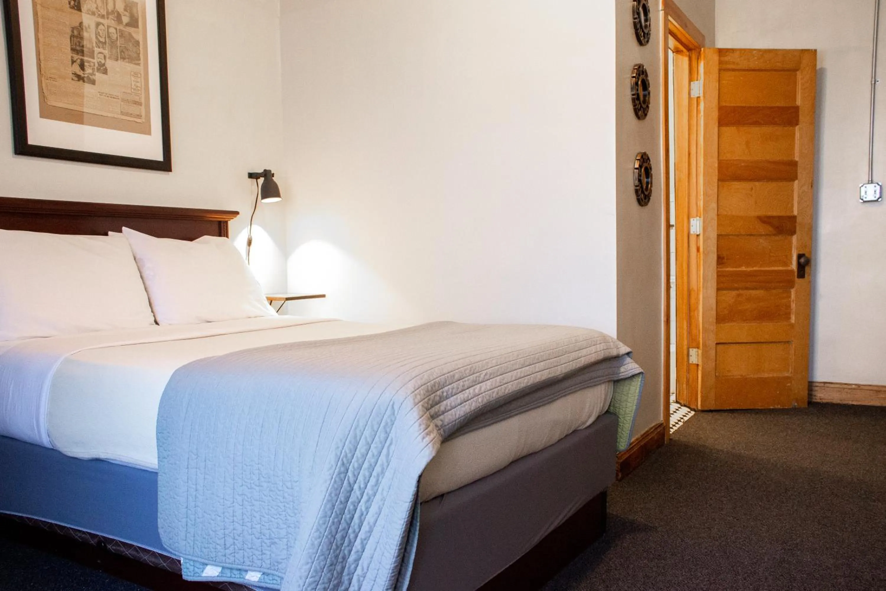 Bed in 11th Avenue Hostel