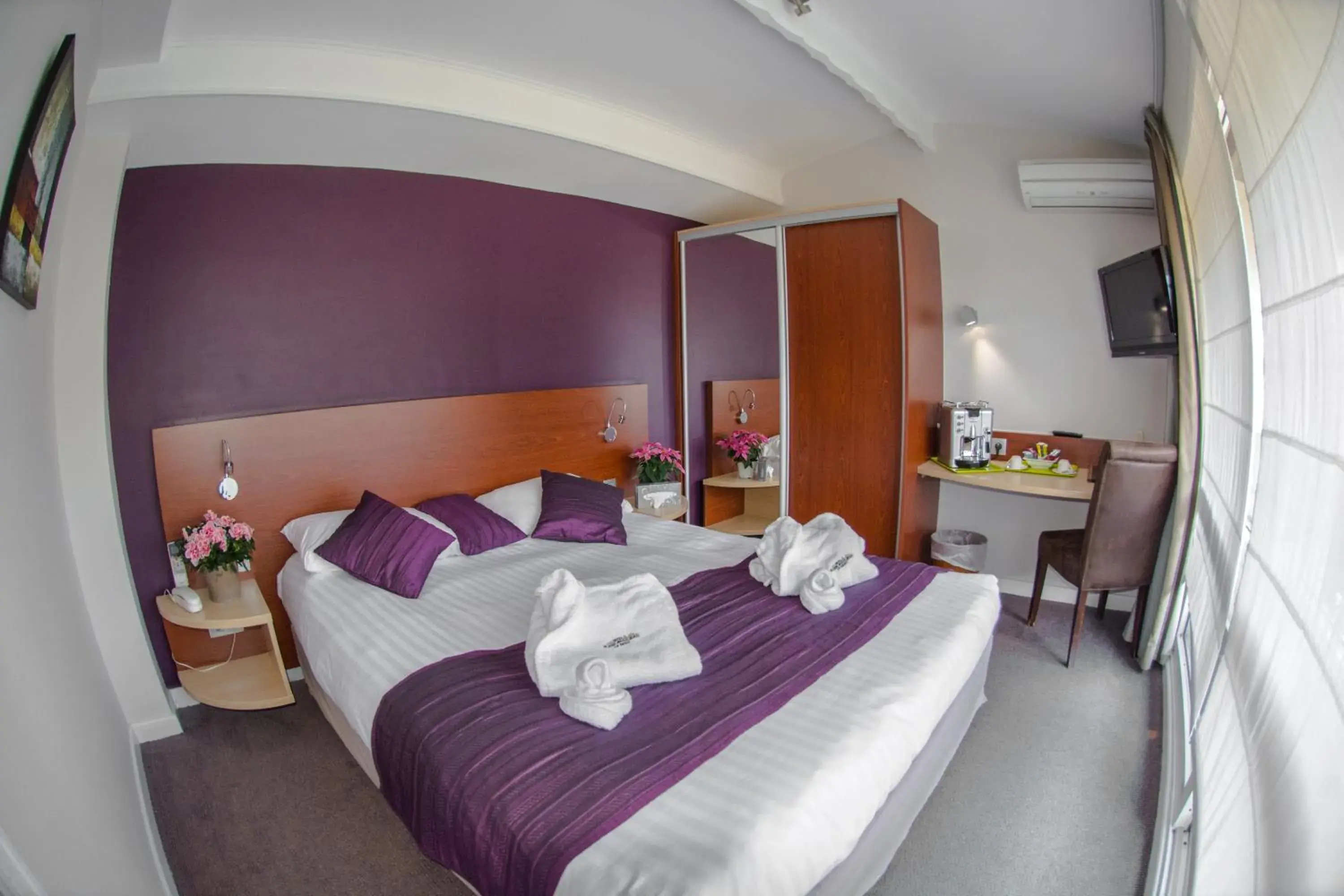 Junior Suite with Balcony in Hotel SPA Plage St Jean Junior Suite with Balcony in Hotel SPA Plage St Jean