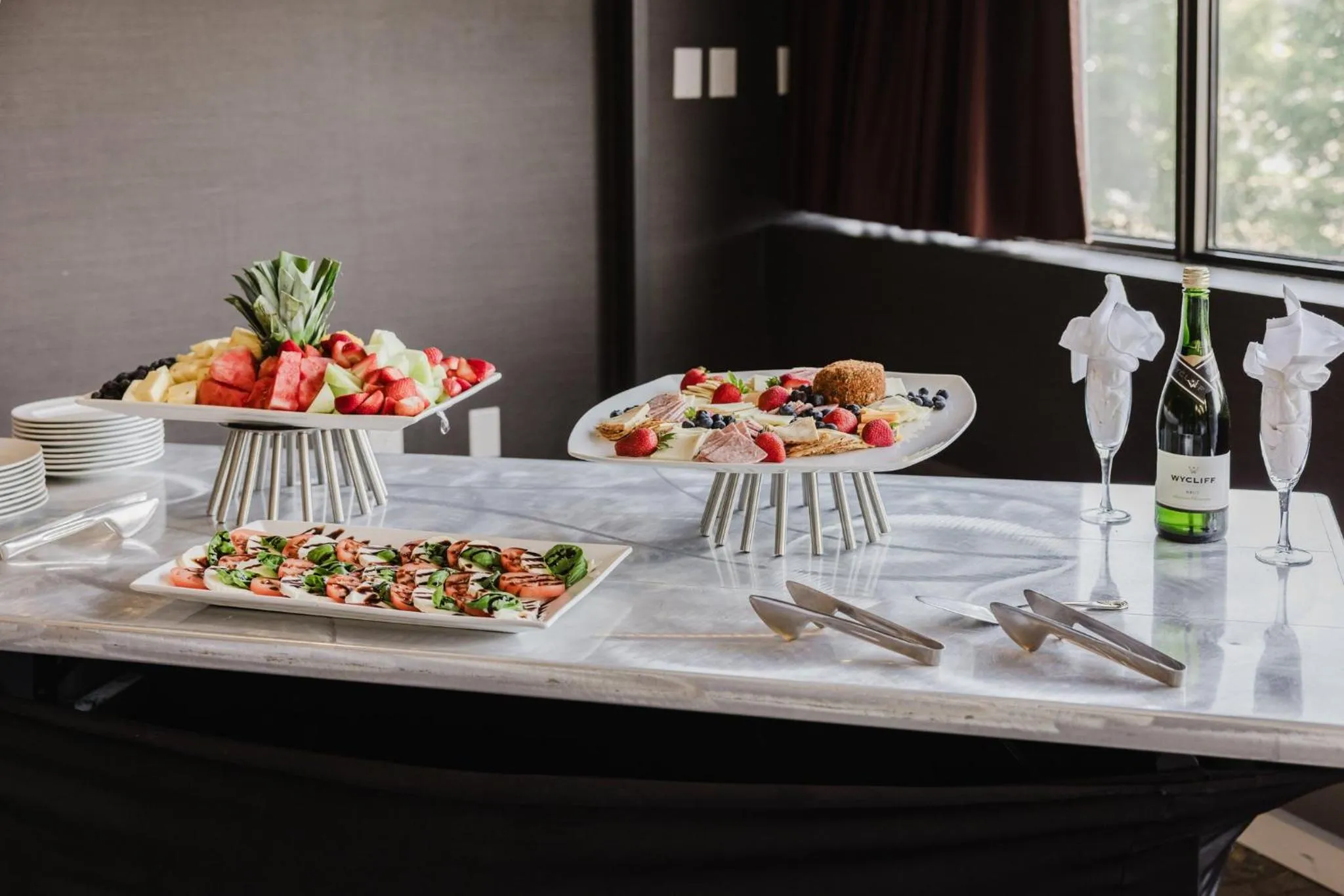 Meeting/conference room in Crowne Plaza Suites MSP Airport - Mall of America by IHG