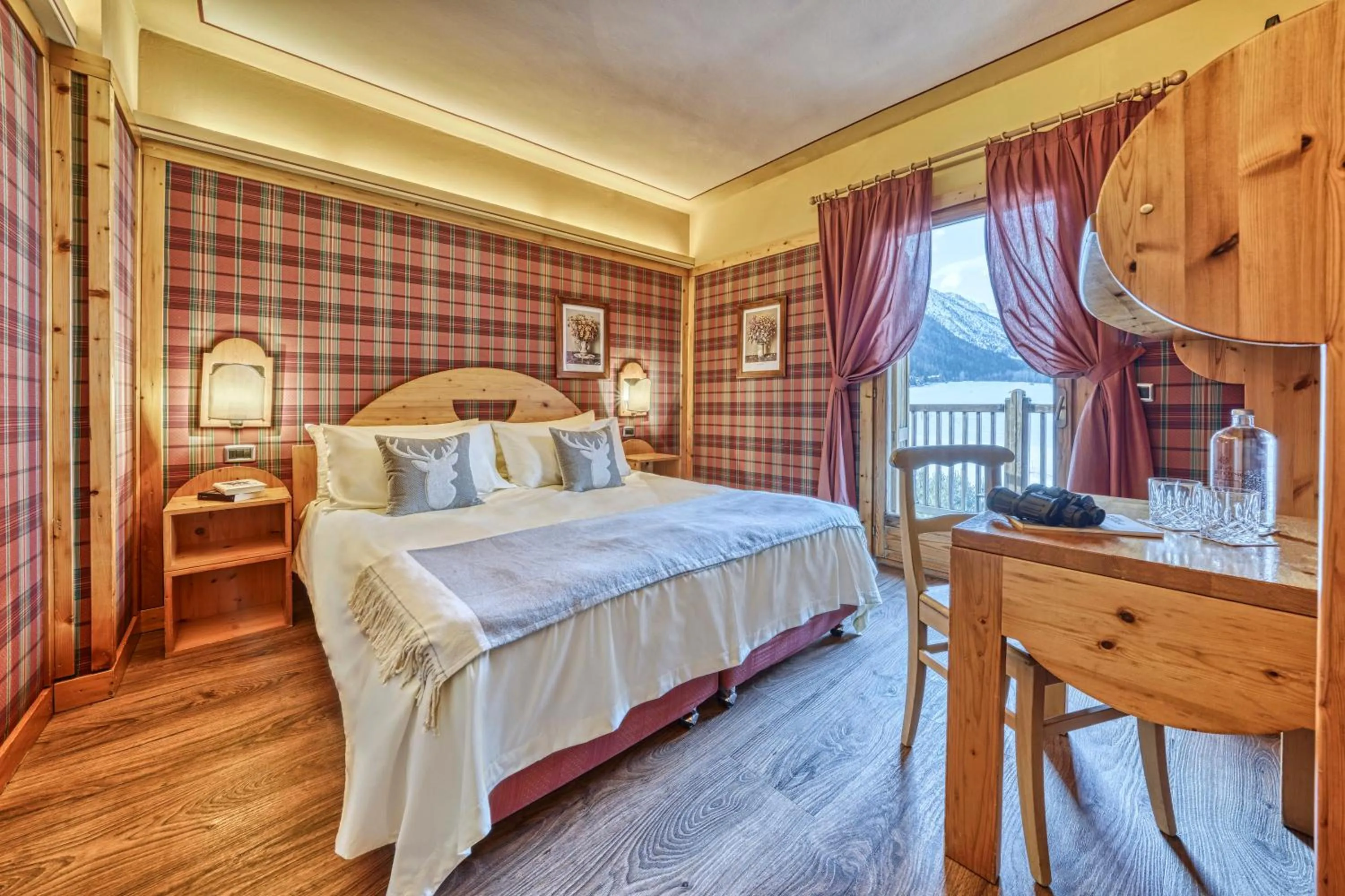 Bed in Hotel Sant'Orso - Mountain Lodge & Spa