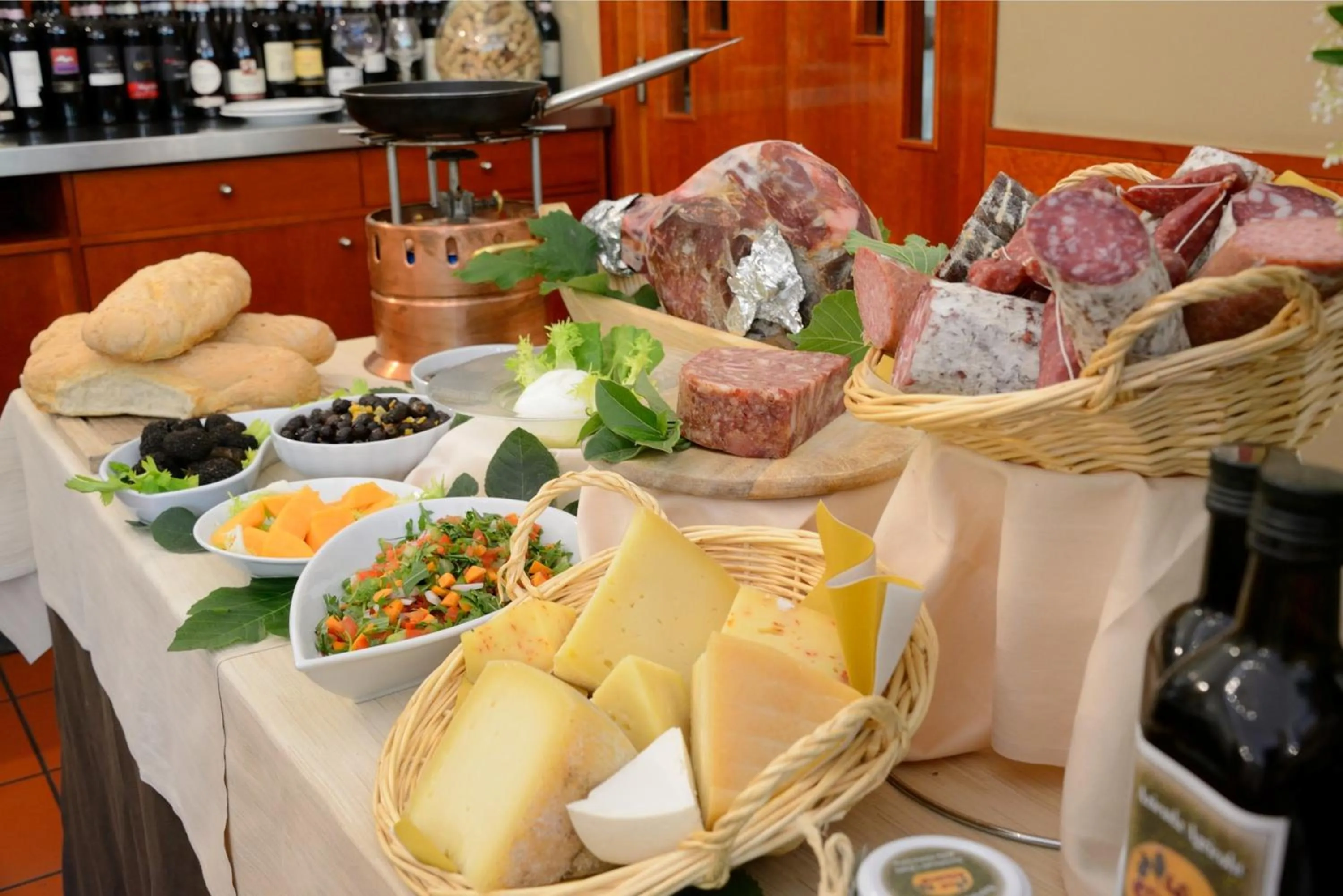 Restaurant/places to eat in Guesia Village Hotel e Spa