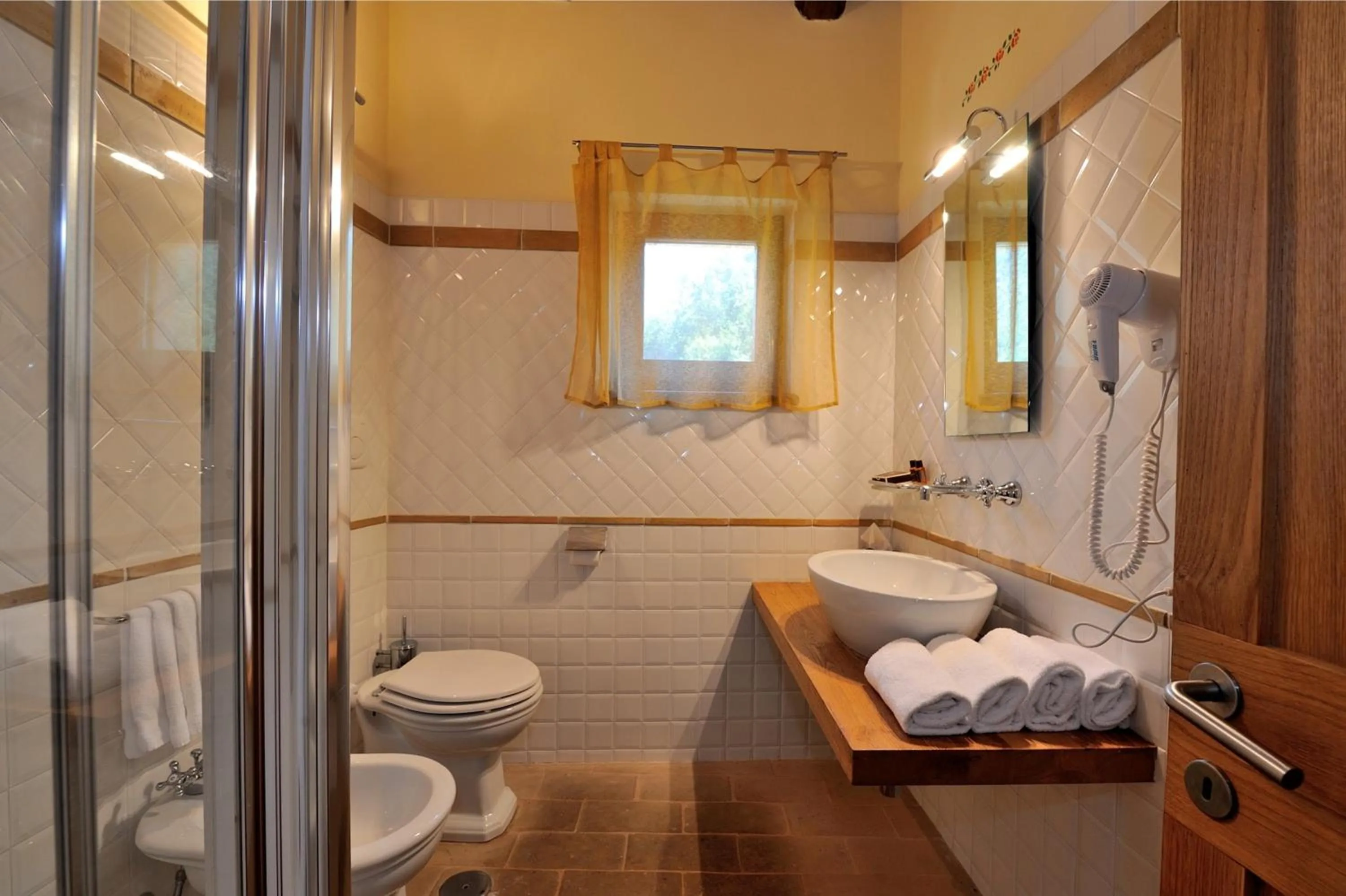 Bathroom in Guesia Village Hotel e Spa