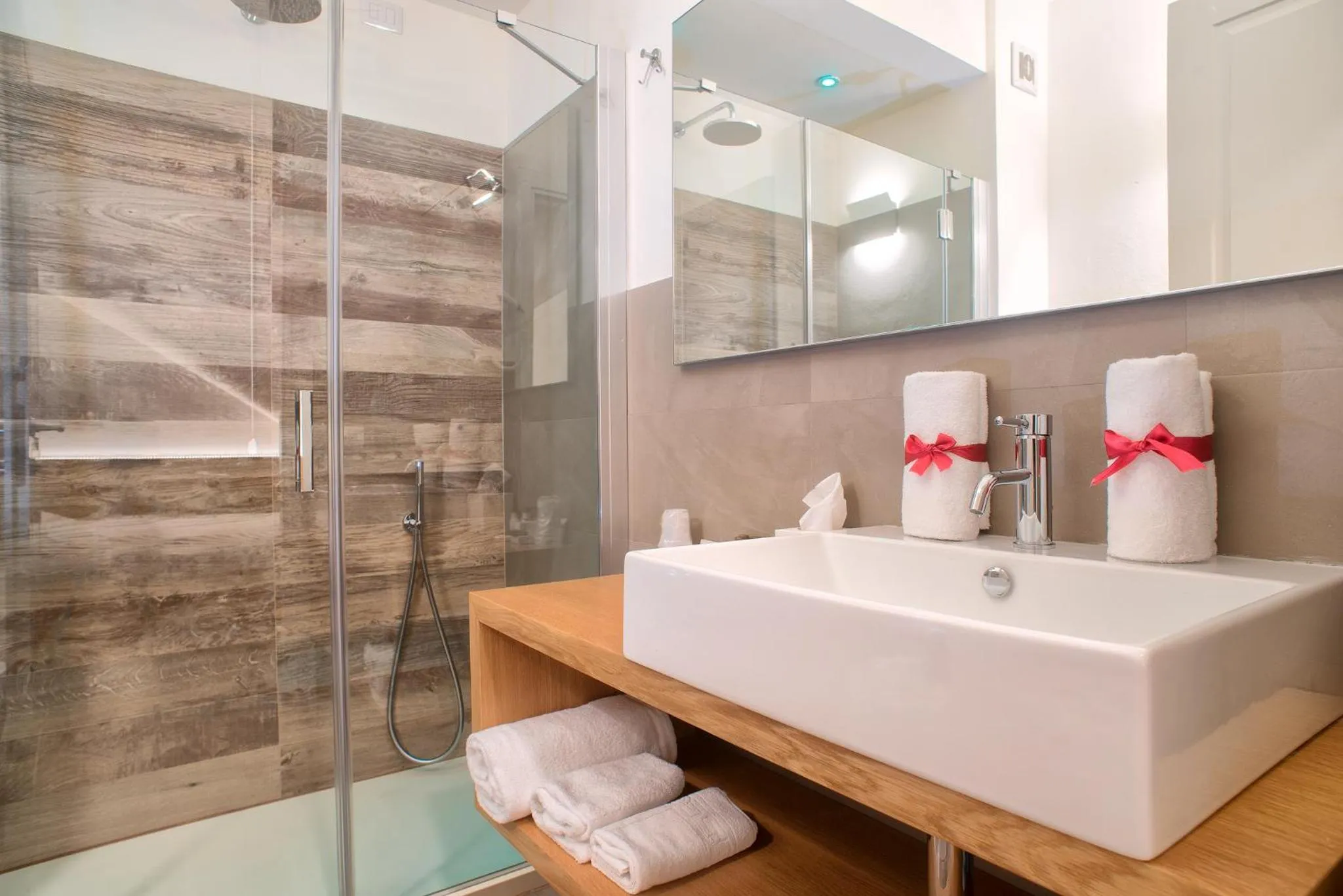 Bathroom in Guesia Village Hotel e Spa