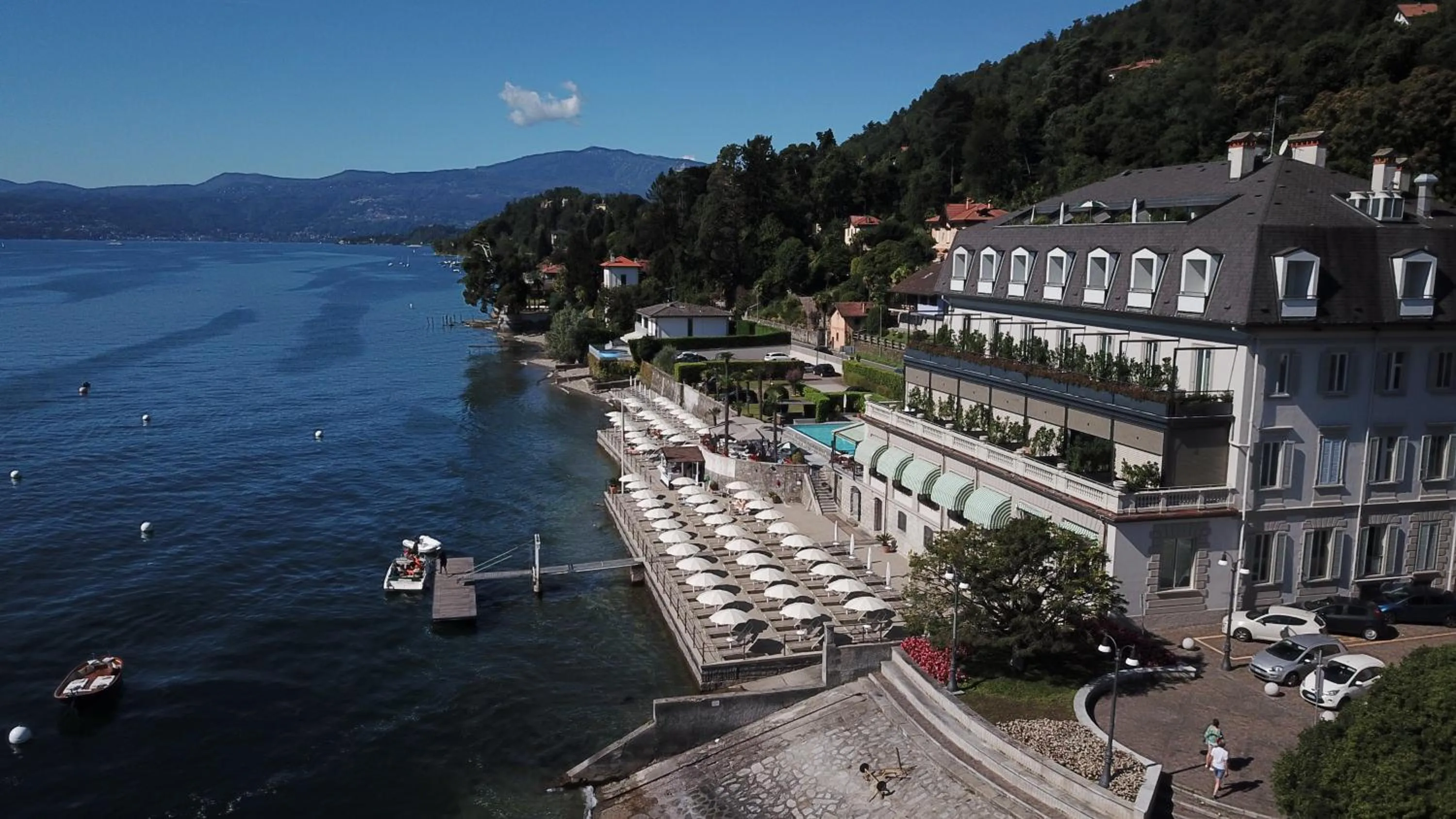 Beach in Hotel Ghiffa