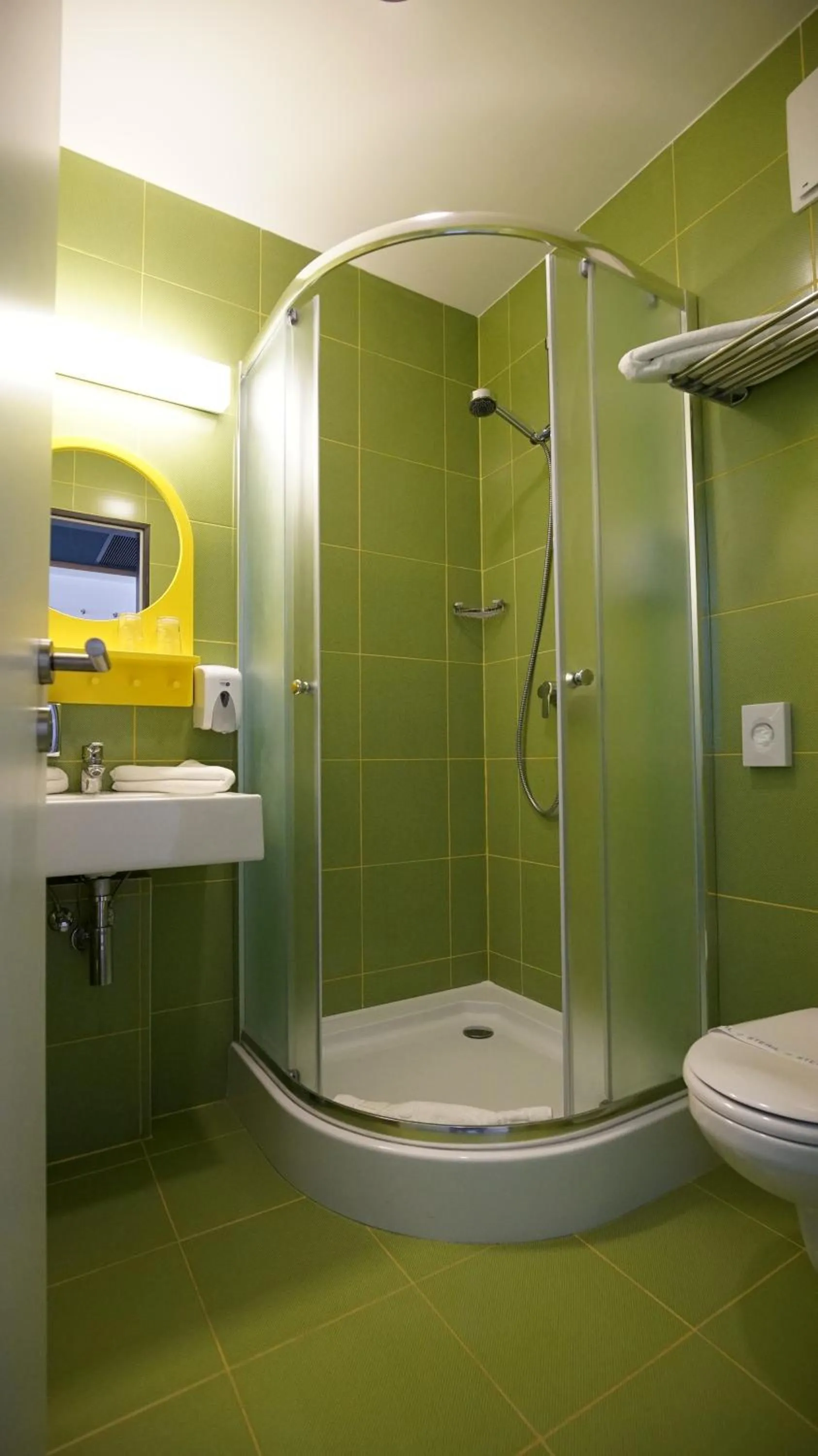 Bathroom in Fenyves Yacht Club Superior