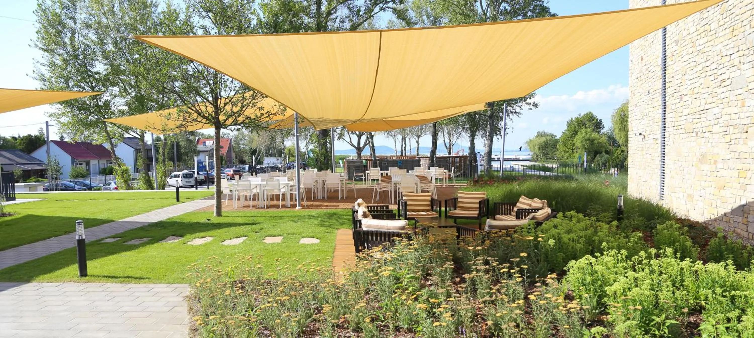 Patio in Fenyves Yacht Club Superior