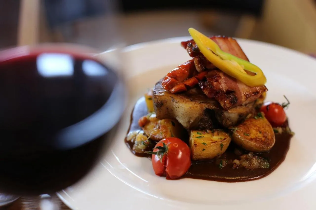 Fenyves Yacht Club Superior