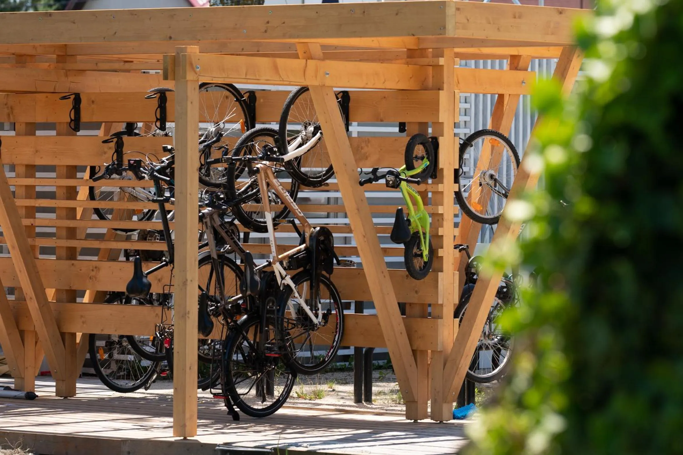 Fenyves Yacht Club Superior