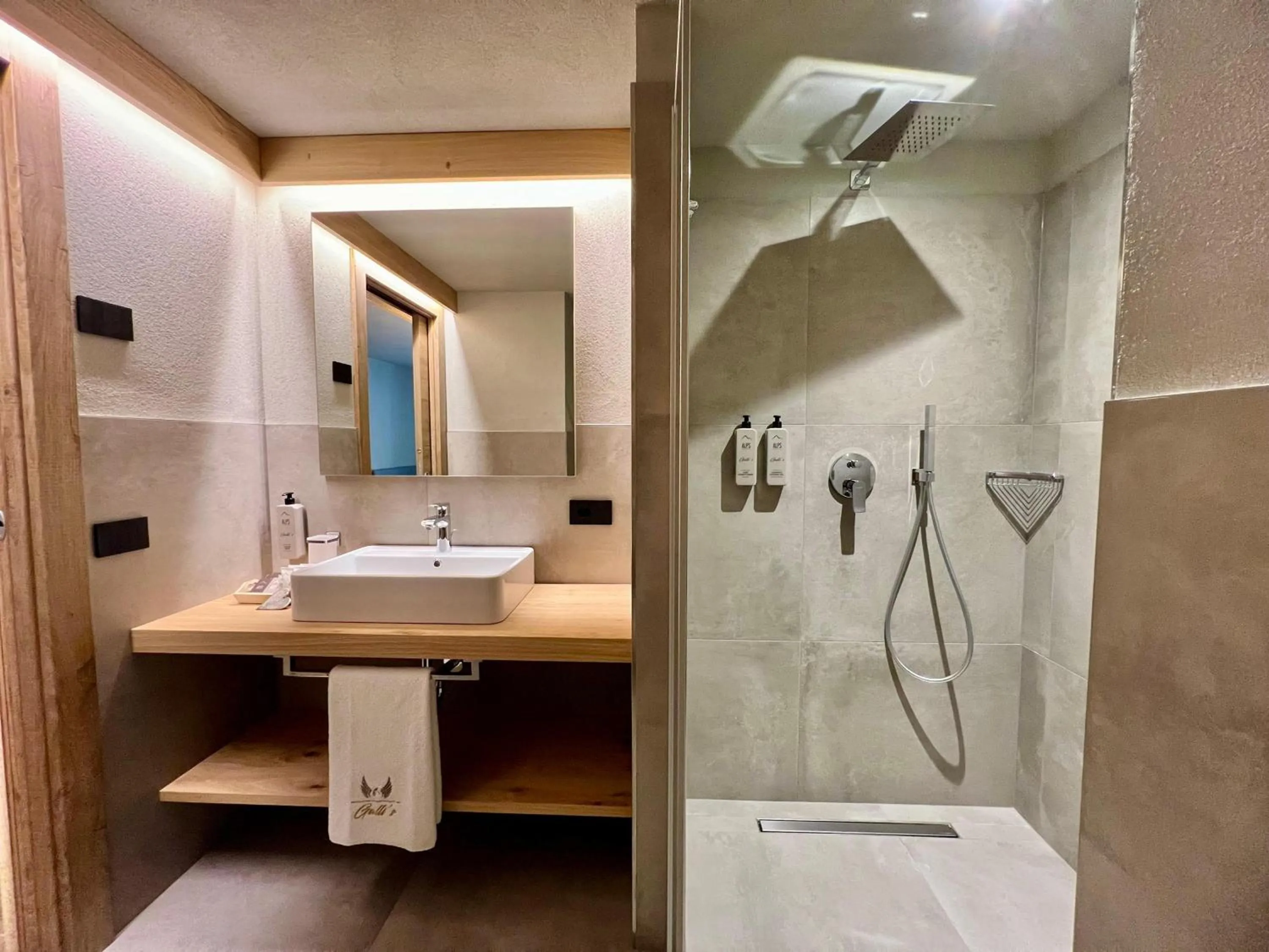 Shower in Hotel Galli's - Centro