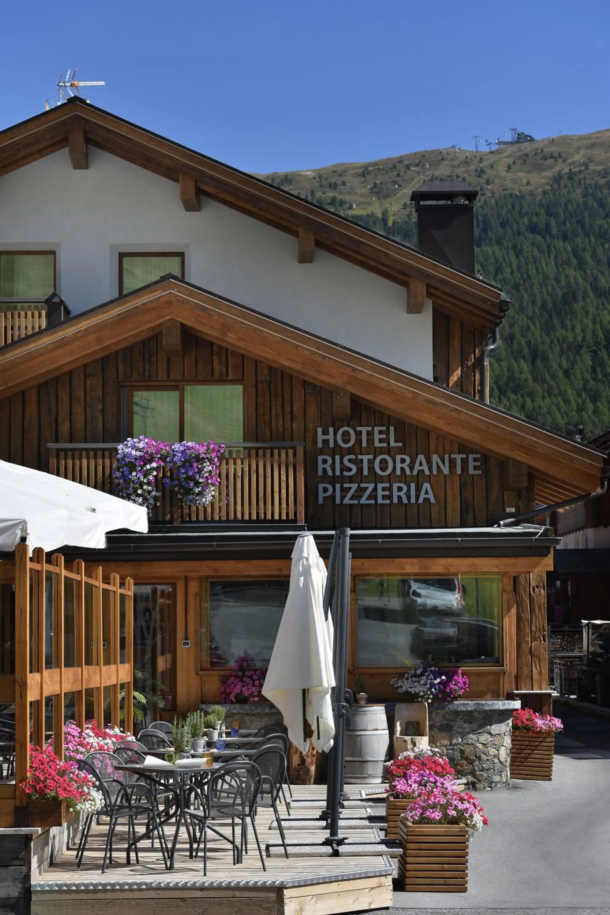 Property building in Hotel Galli's - Centro