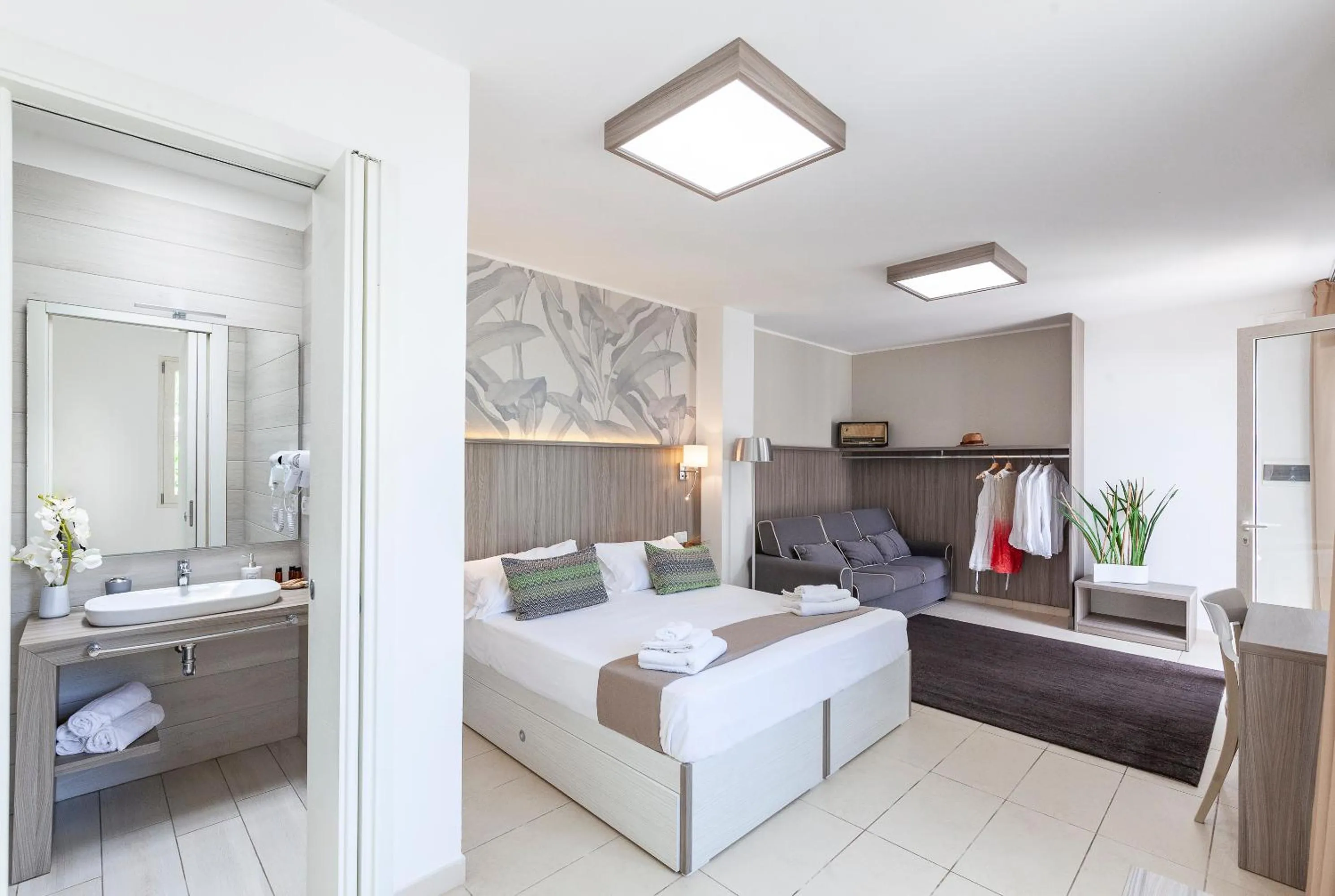 Photo of the whole room, Bed in Relais Regina Rosanna