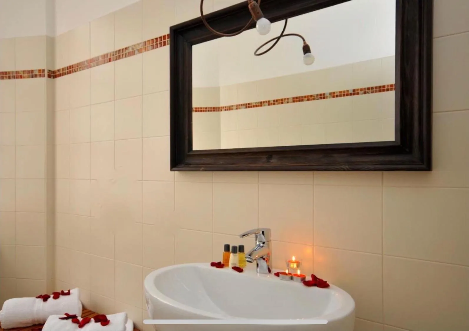 VILLA VINICIA, pool, jacuzzi, airco