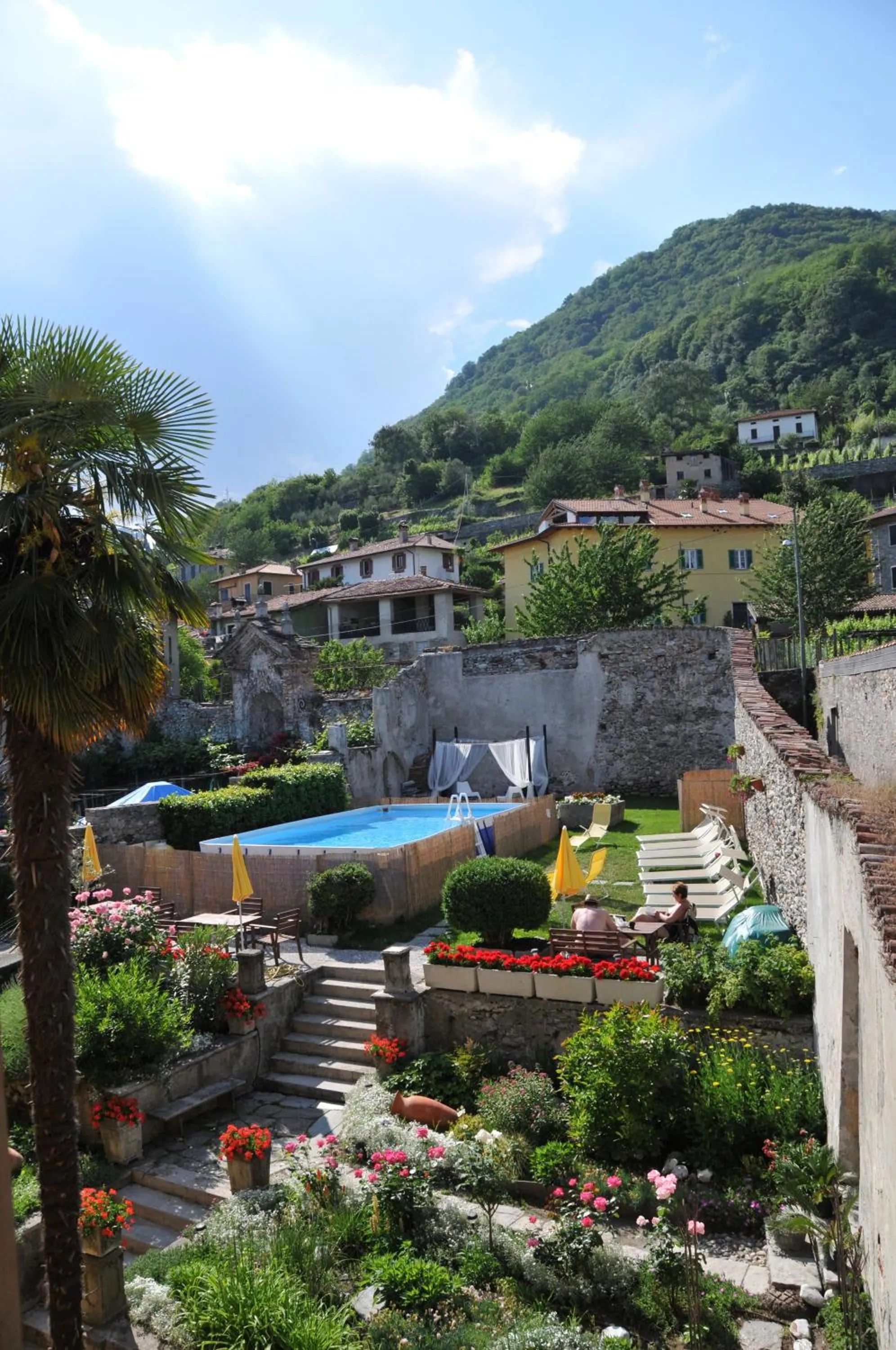 Garden in VILLA VINICIA, pool, jacuzzi, airco