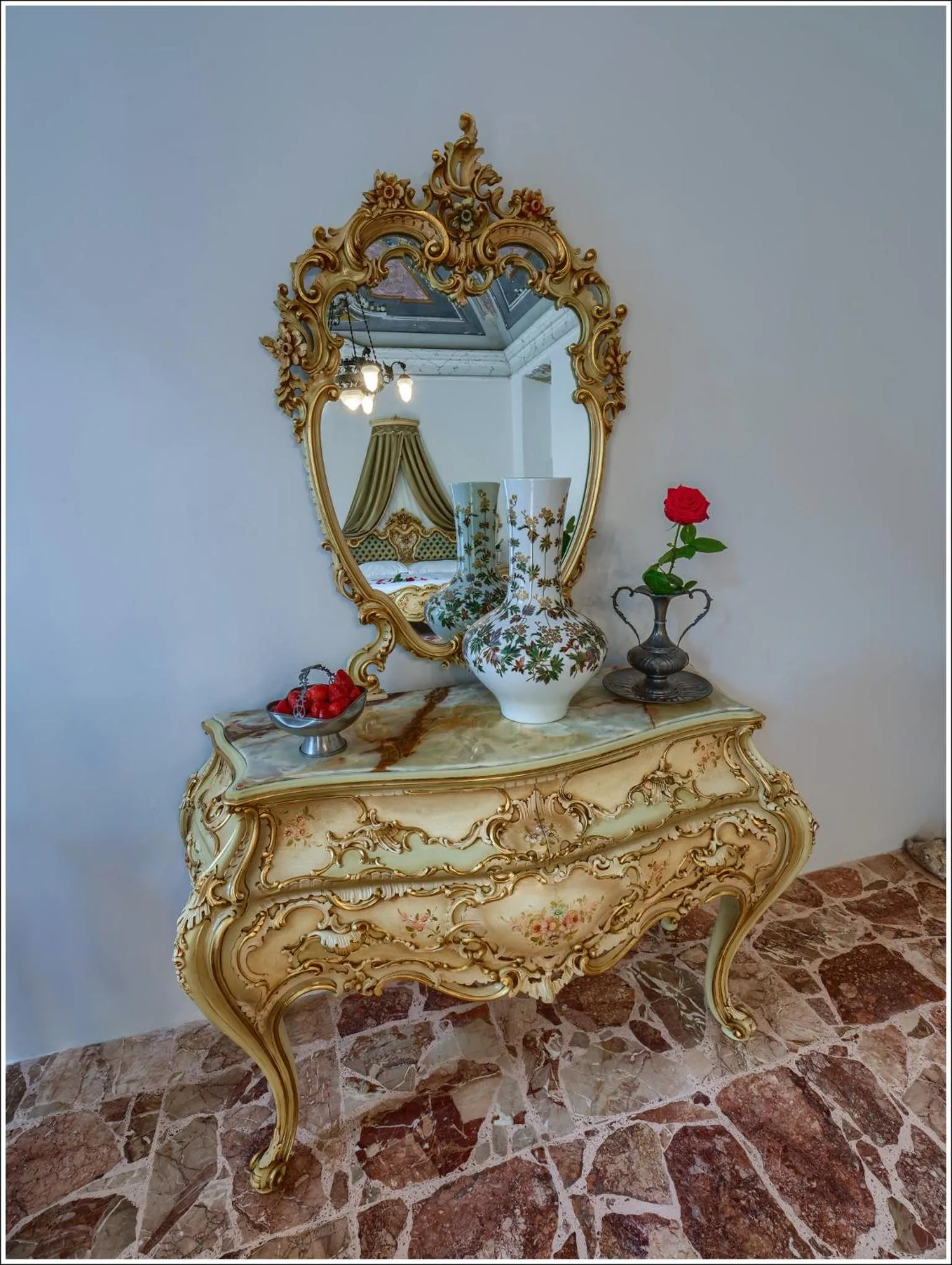 VILLA VINICIA, pool, jacuzzi, airco