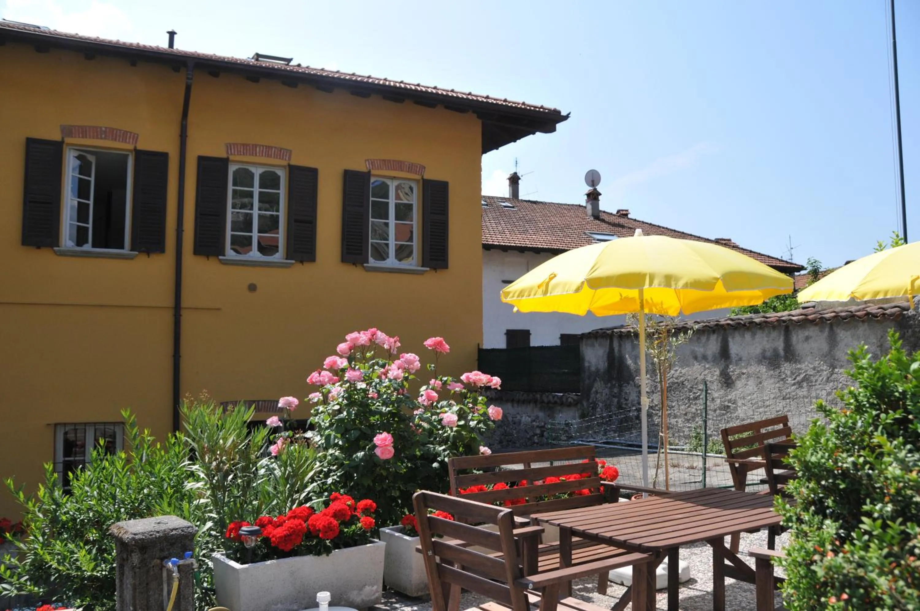 Garden in VILLA VINICIA, pool, jacuzzi, airco