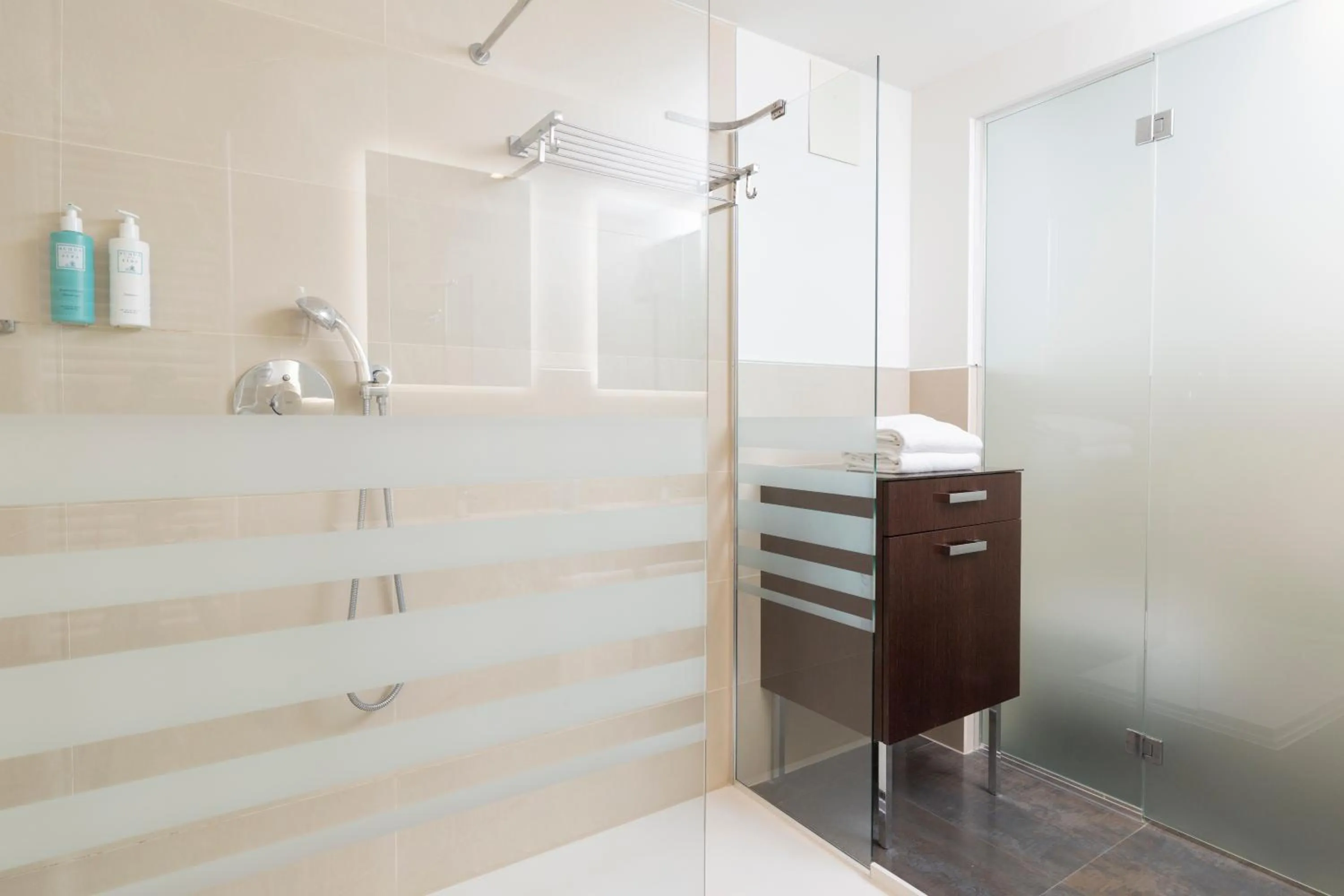 Shower in Laguna Palace Hotel Grado