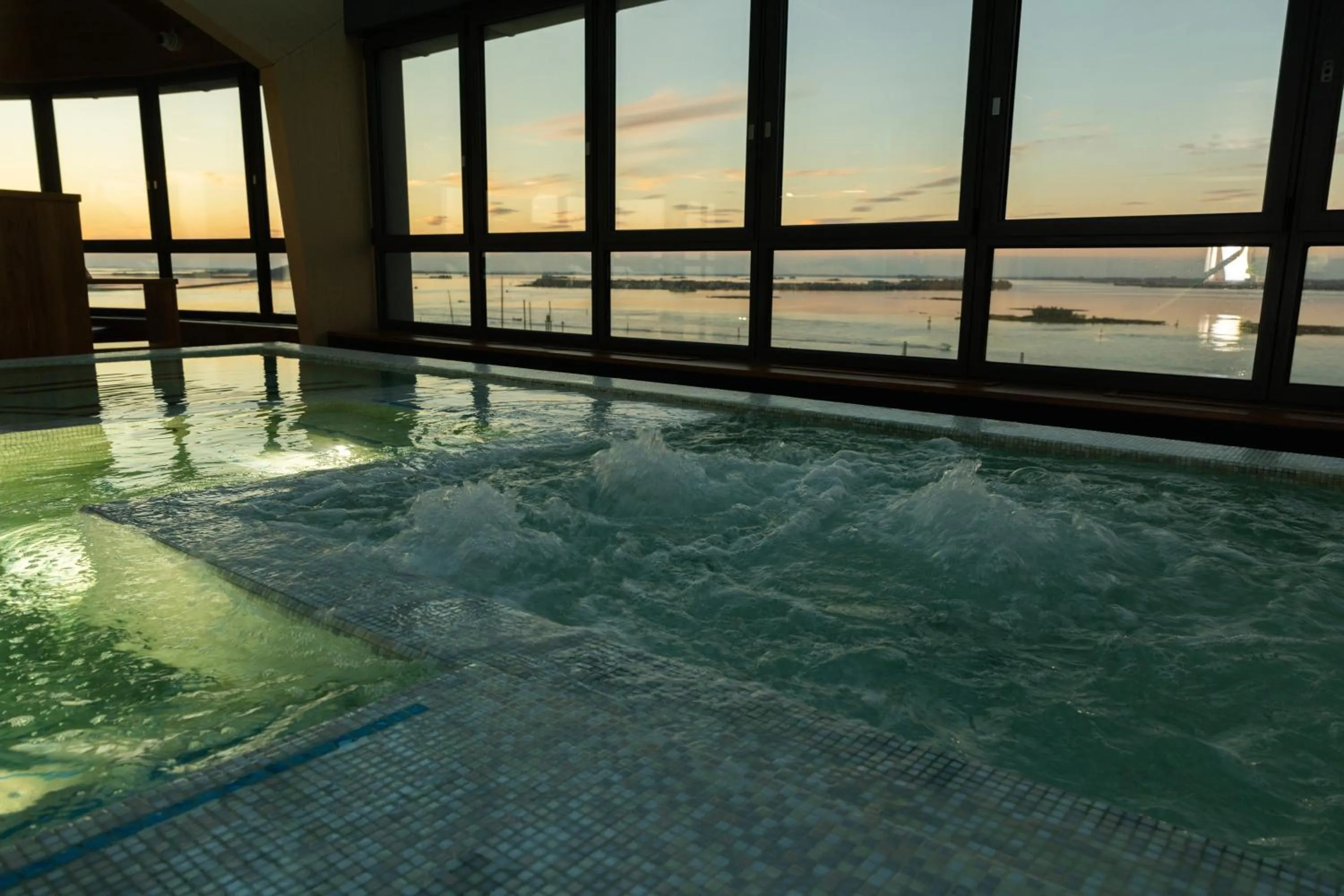 Hot Tub in Laguna Palace Hotel Grado