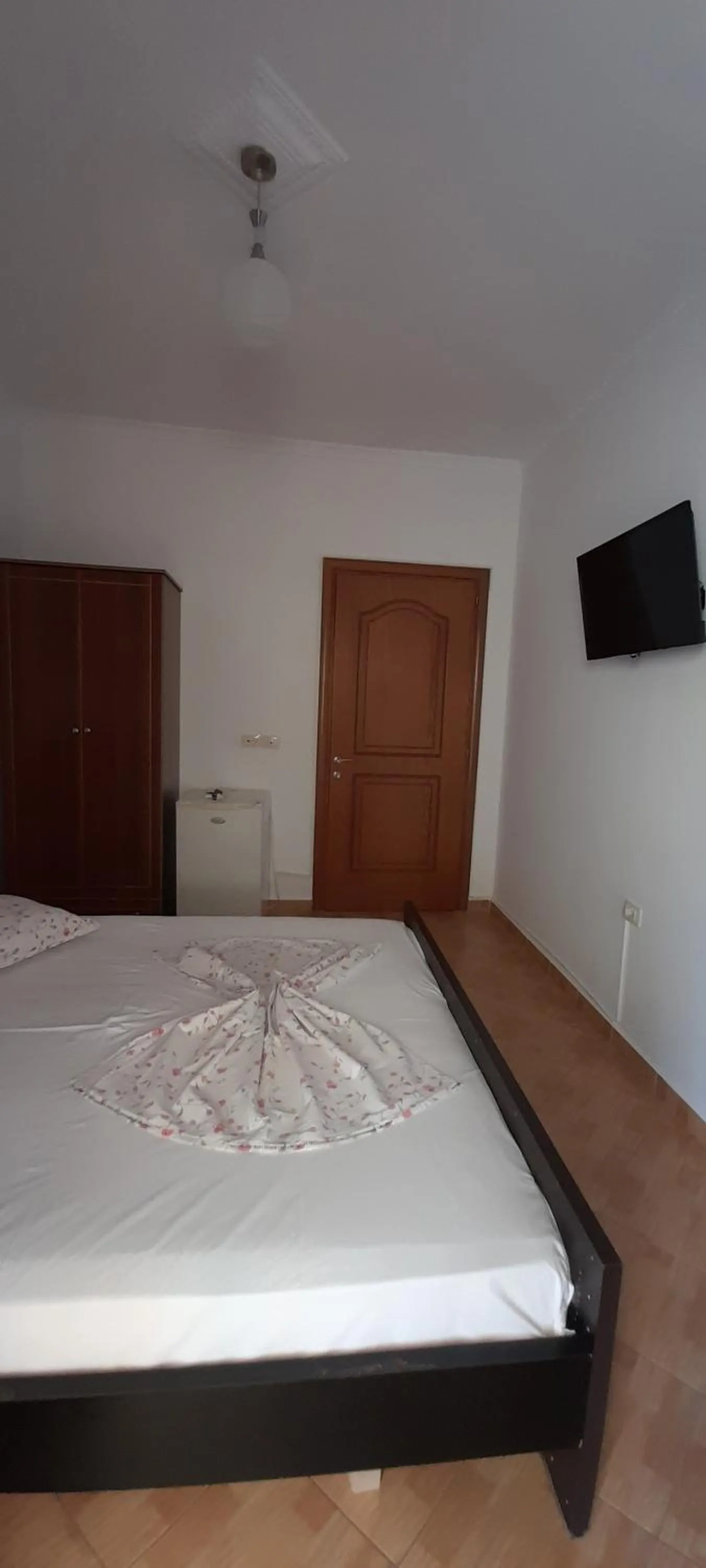 TV and multimedia, Bed in Vila Florand Sela