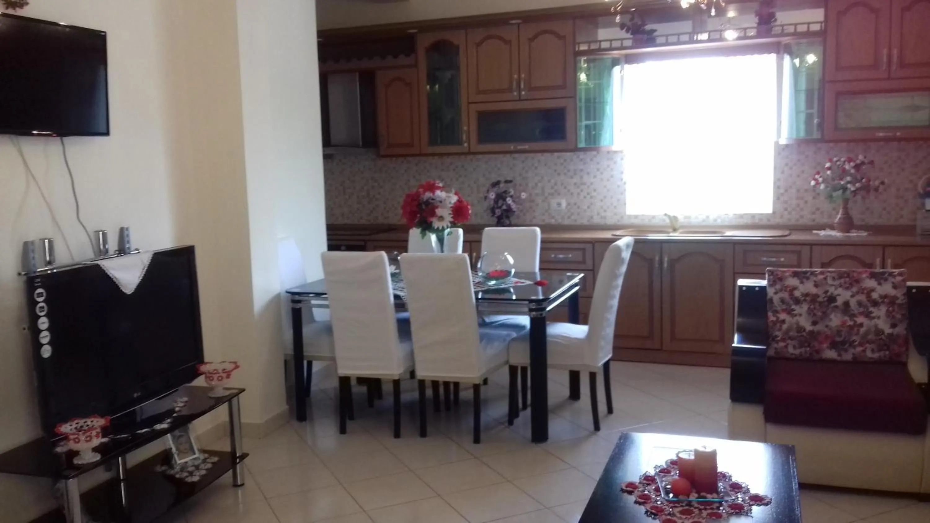 TV and multimedia in Vila Florand Sela