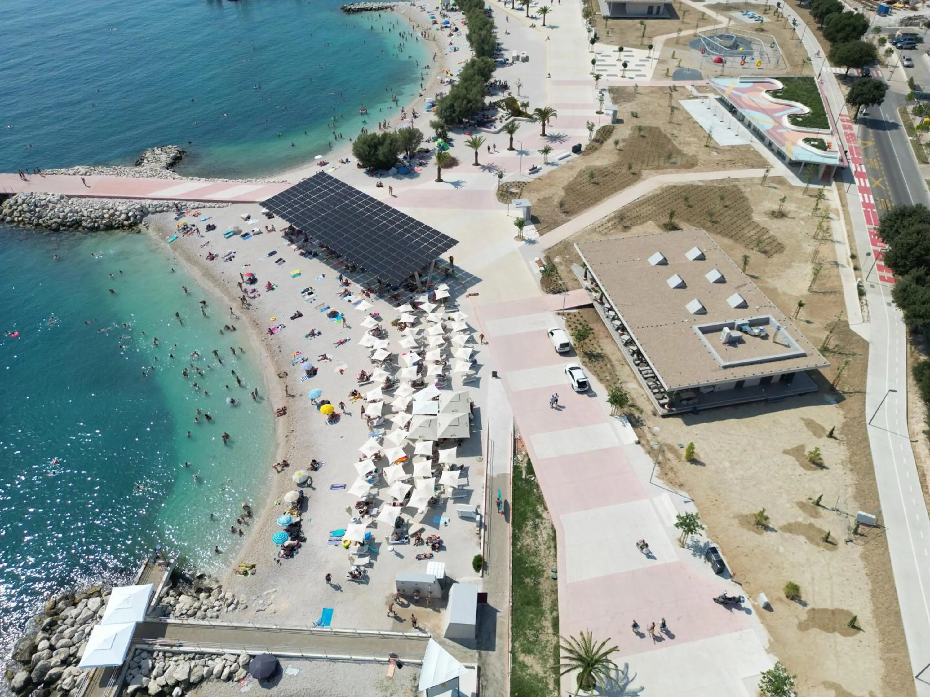 Restaurant/places to eat in Seaside Apartments, Znjan Beach