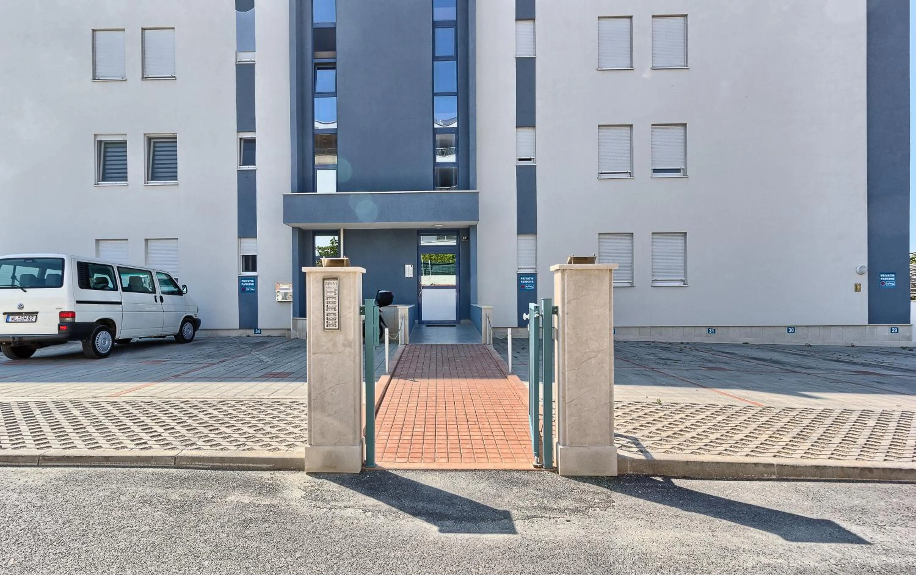 Facade/entrance in Seaside Apartments, Znjan Beach