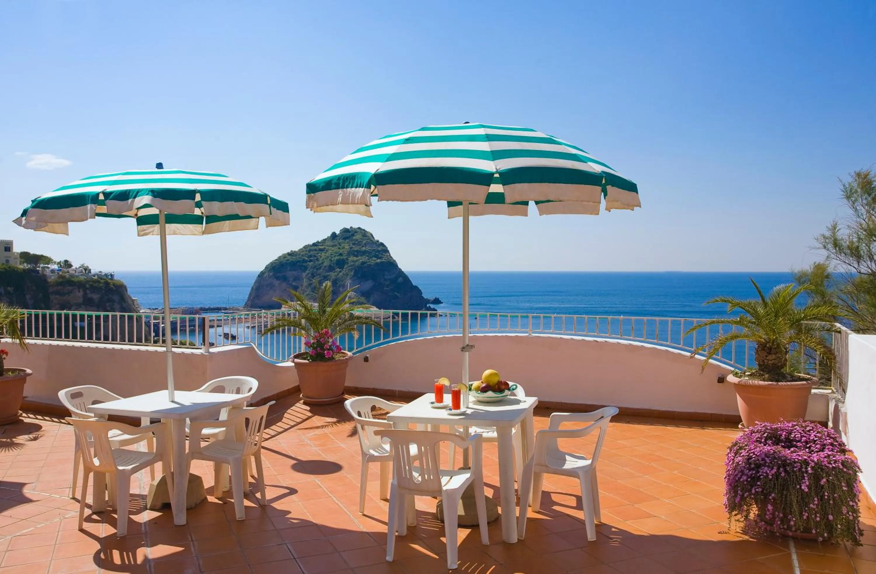 Pool view in Hotel Residence S.Angelo