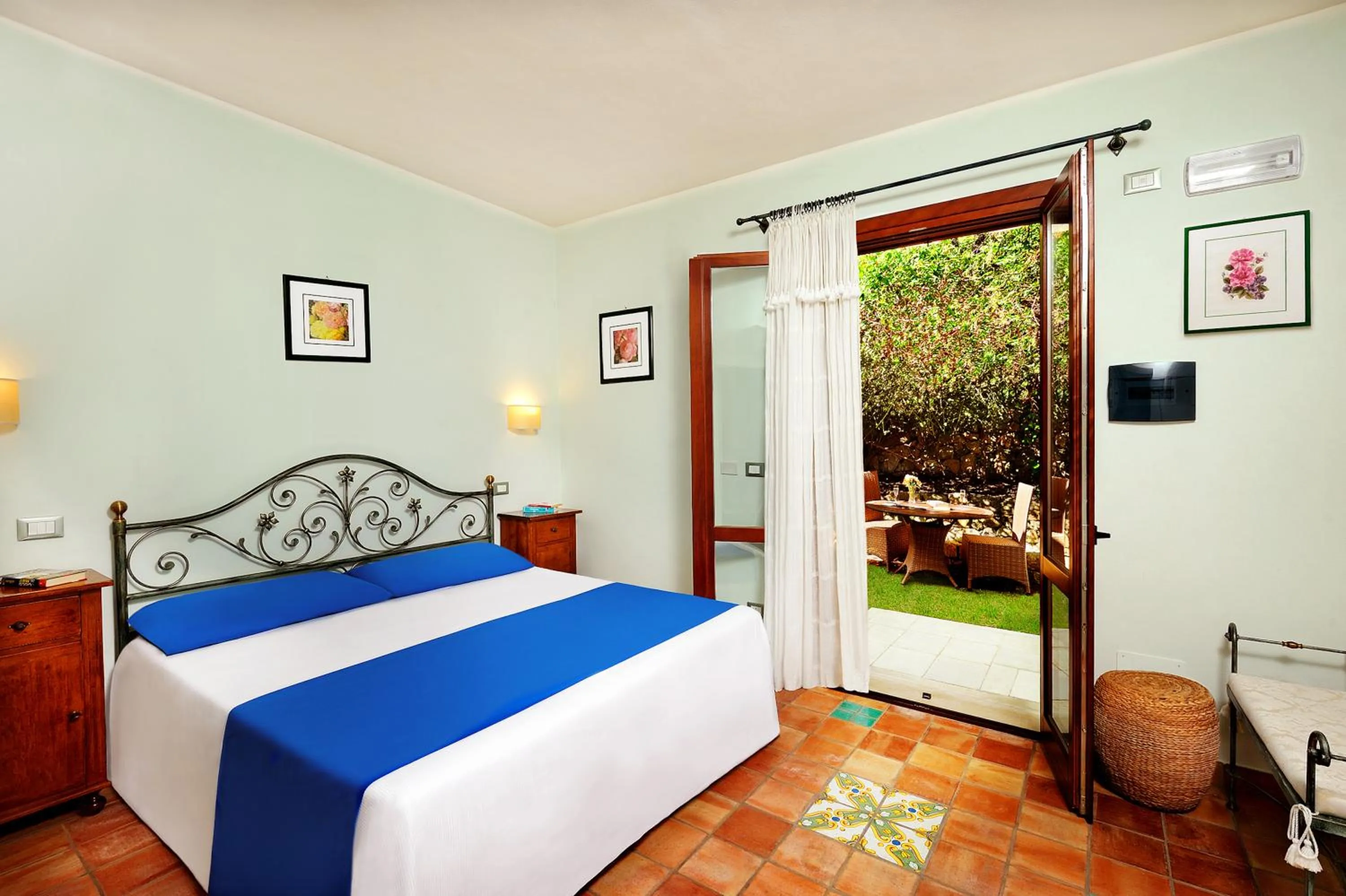 Bed in Kallikoros Country Resort & Spa