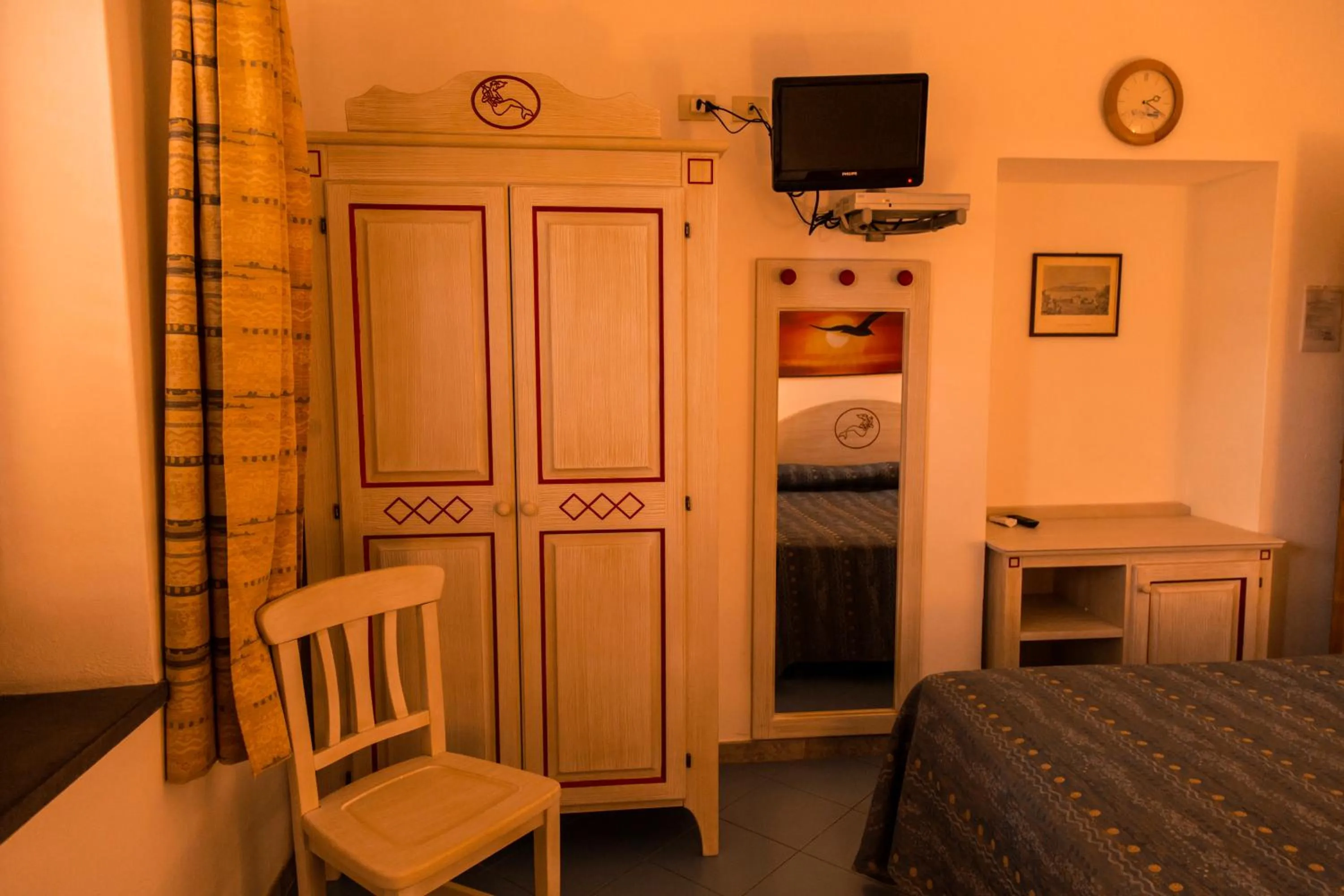 People, Bed in Hotel Oriente