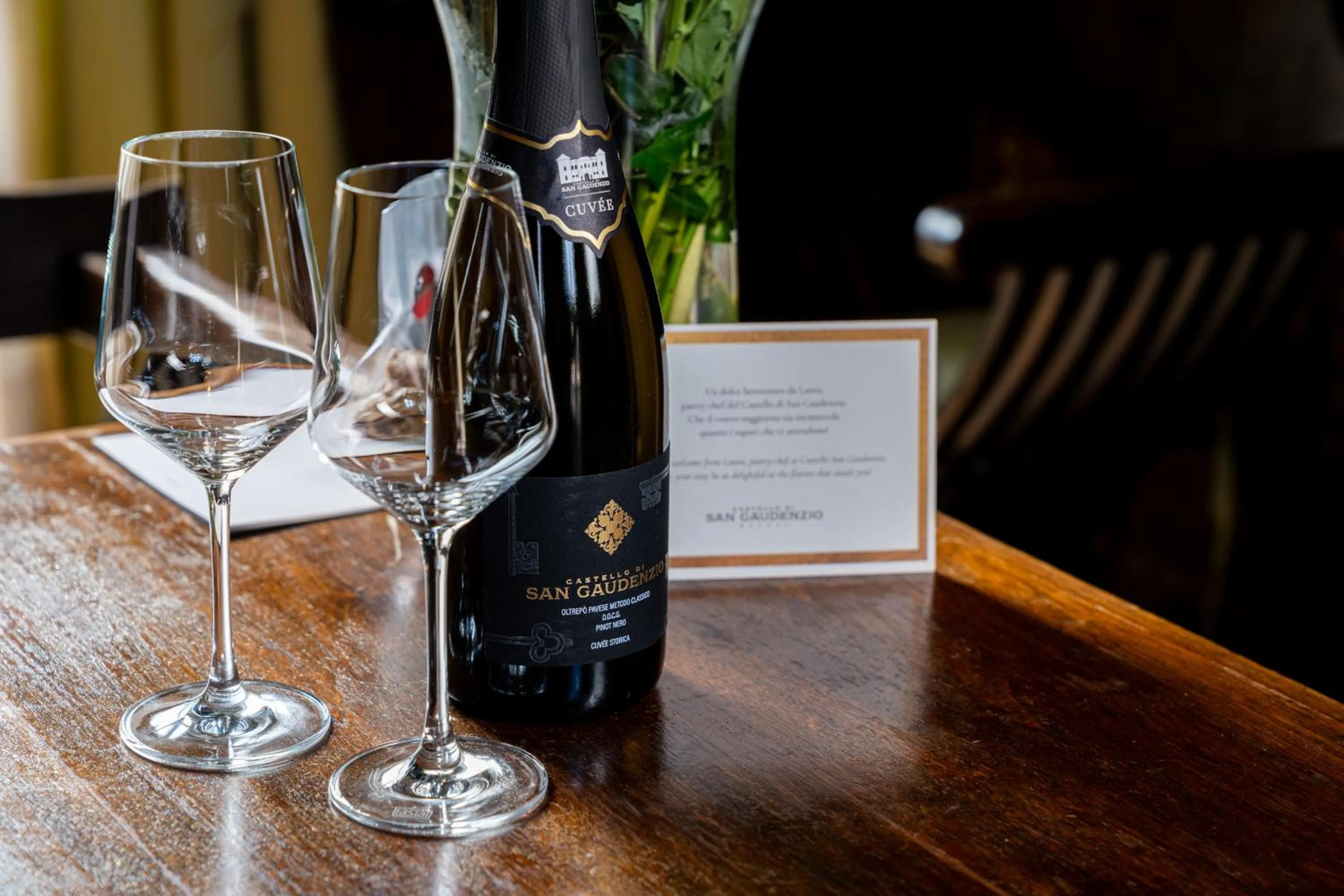 room service in Il Castello Di San Gaudenzio