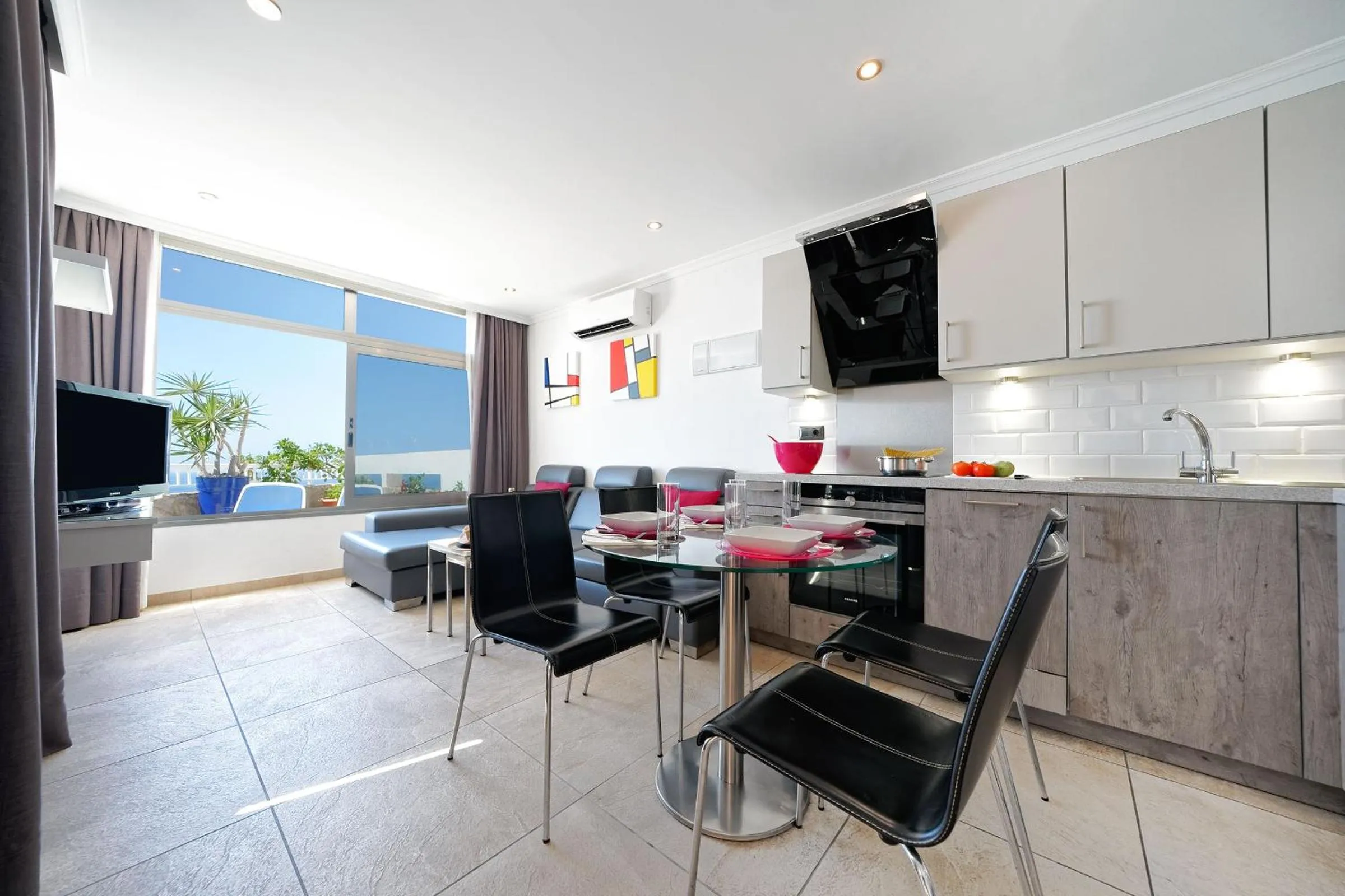 Coffee/tea facilities in Bahia Blanca