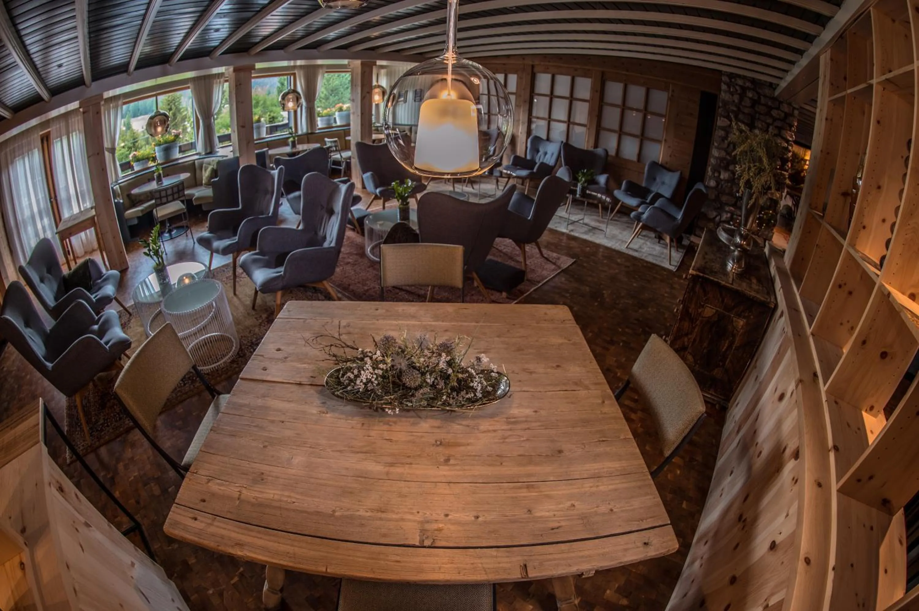 Lounge or bar in Hotel Ciasa Salares