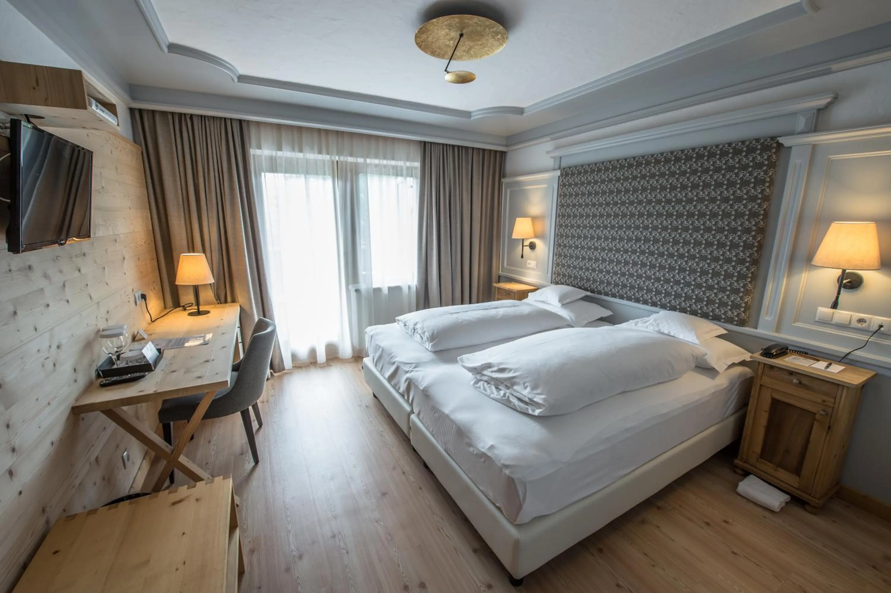 Bedroom, Bed in Hotel Ciasa Salares