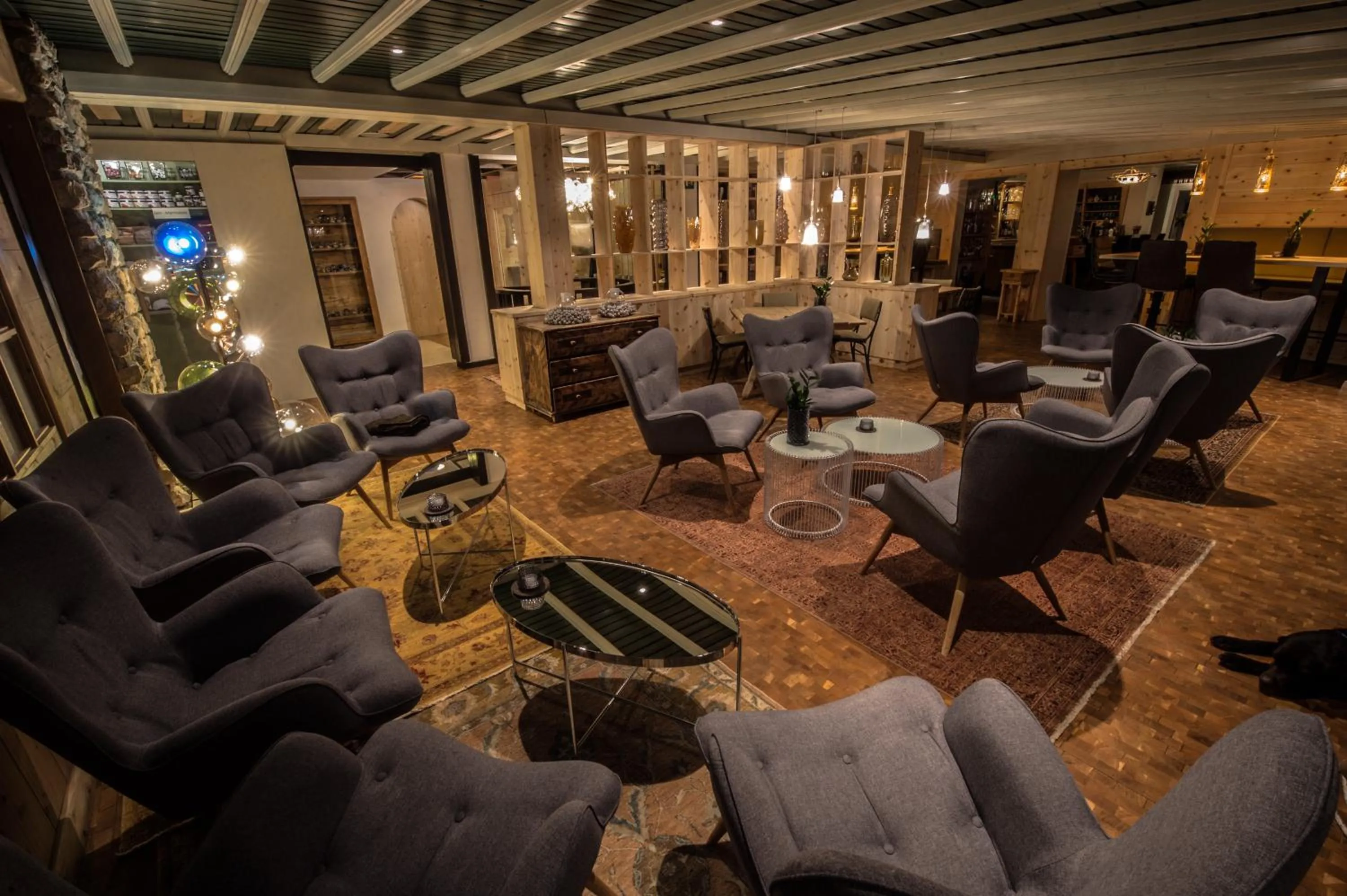 Lounge or bar in Hotel Ciasa Salares