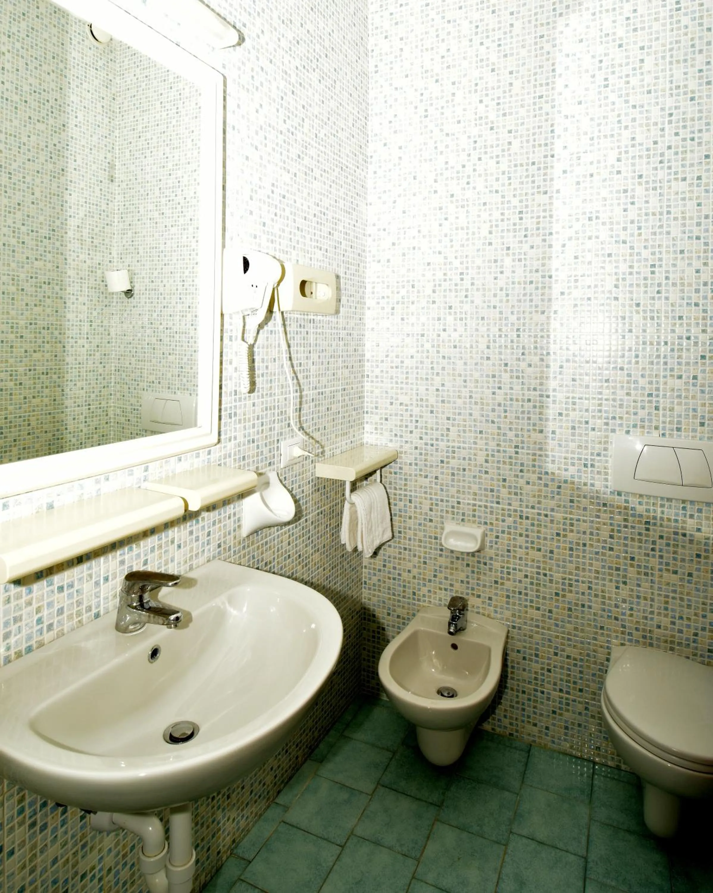 Bathroom in Hotel L'Approdo