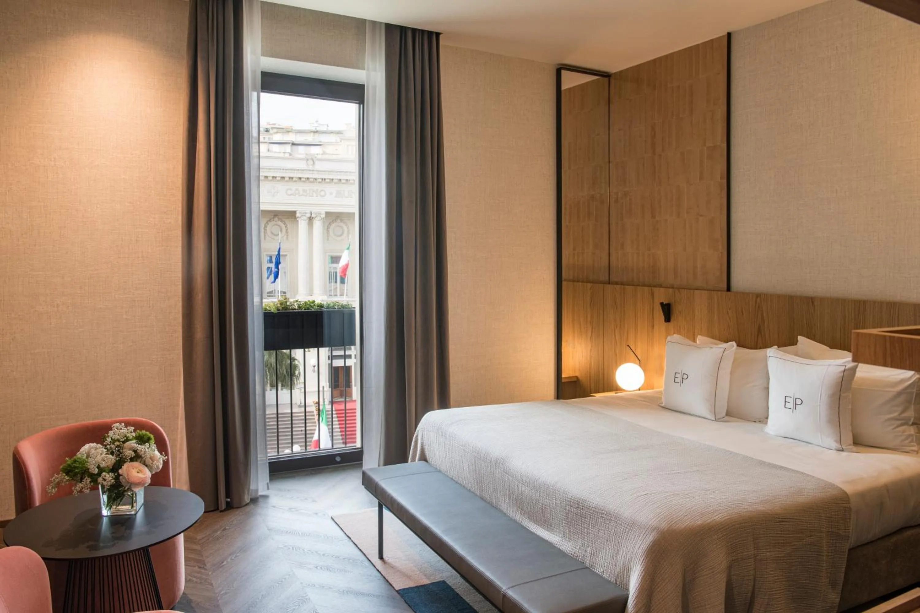 Bedroom, Bed in Europa Palace