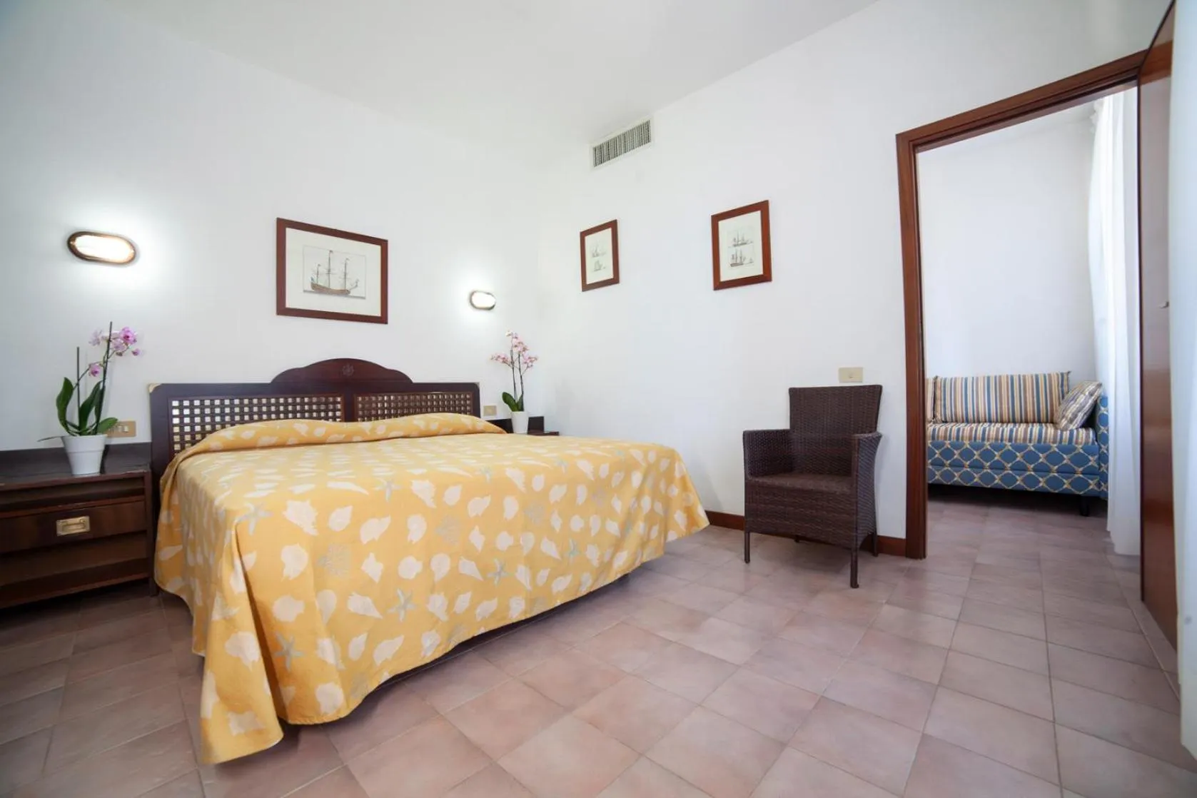 Bed in Hotel Antares